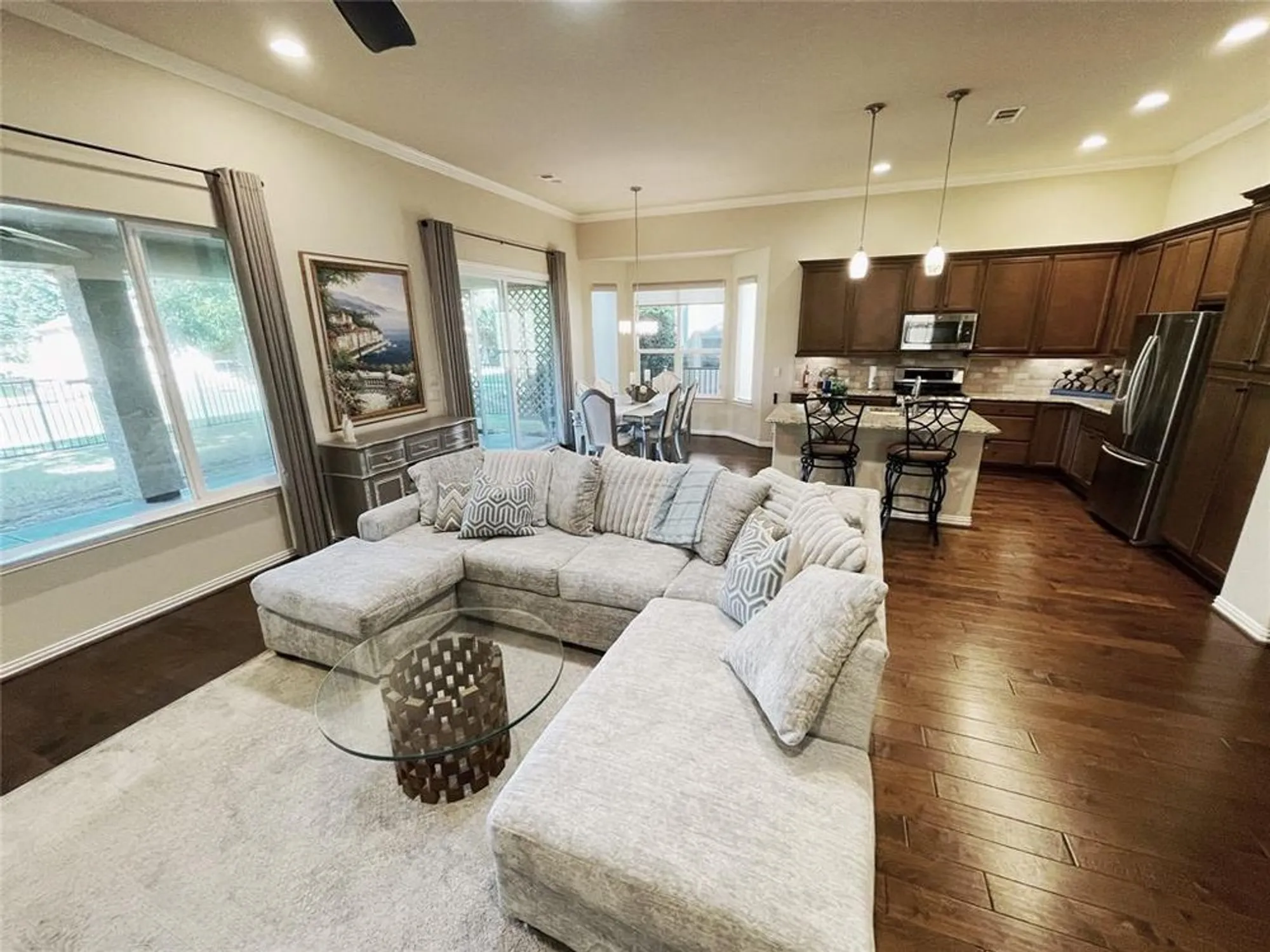 Property Slideshow image 6 of 39 | 11800 southerland dr, Denton, TX, 76207