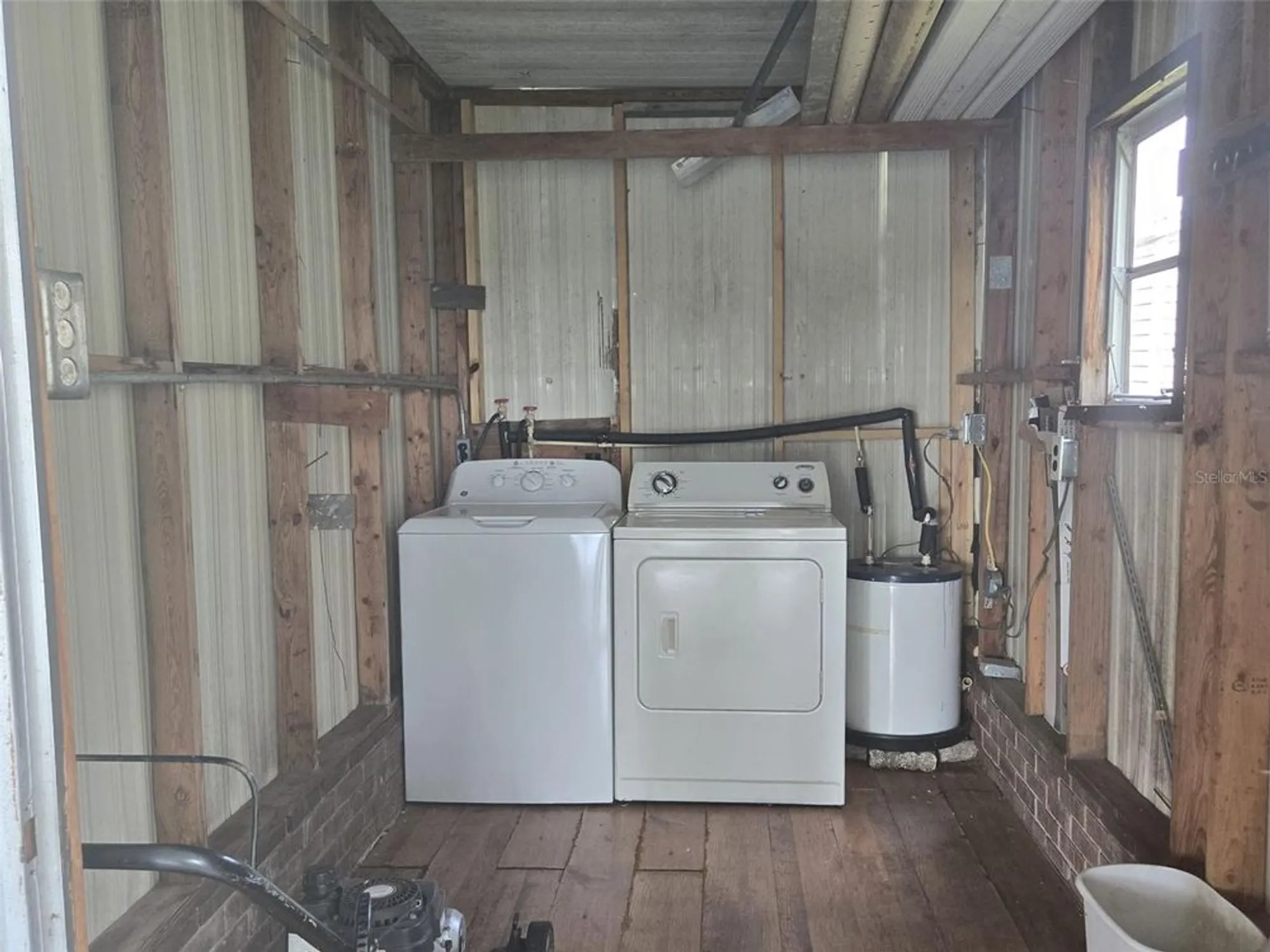 Property Slideshow image 13 of 27 | 5562 lansing dr, Wildwood, FL, 34785