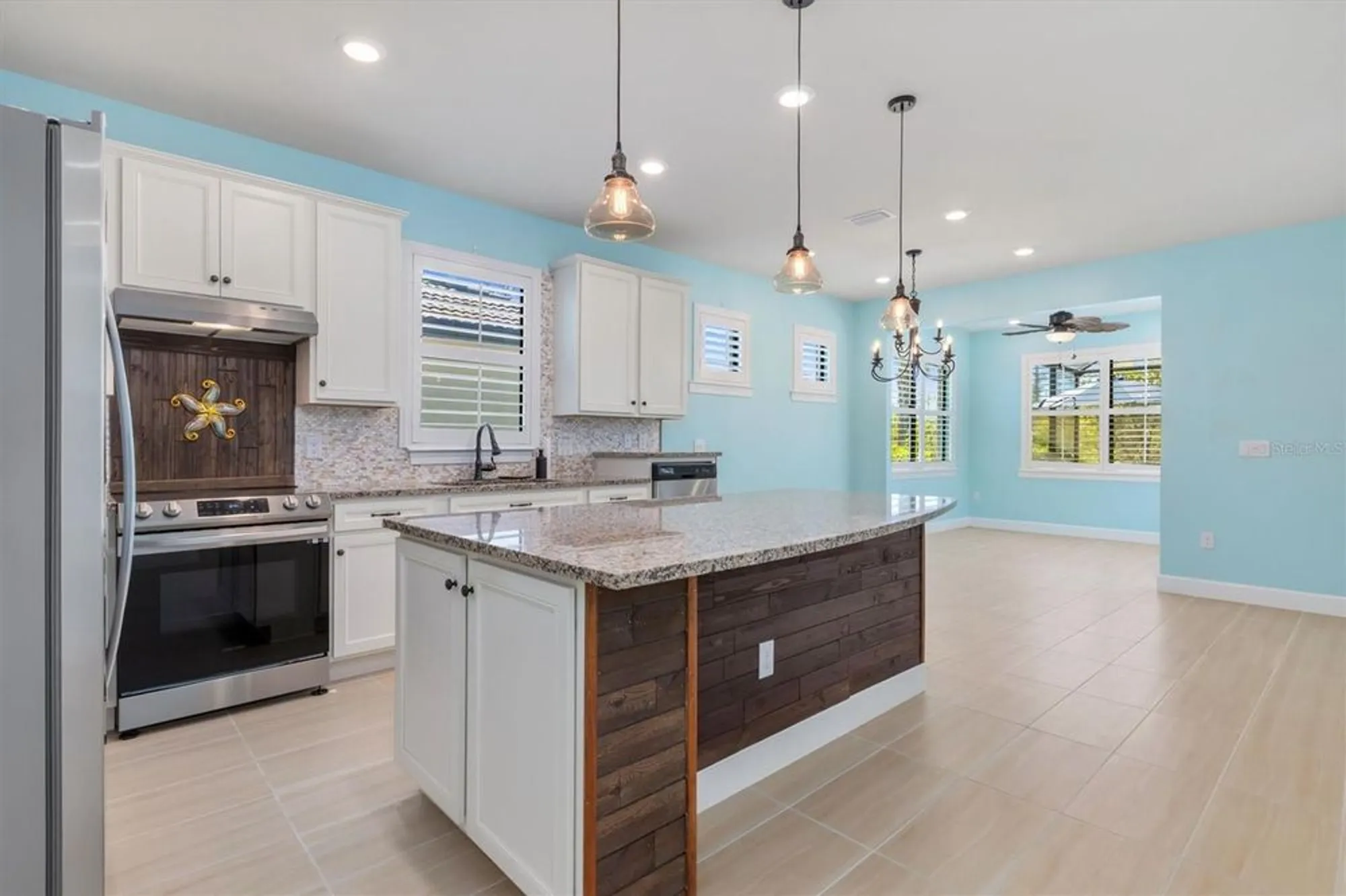 Property Slideshow image 18 of 70 | 2633 daisy dr, North Port, FL, 34289