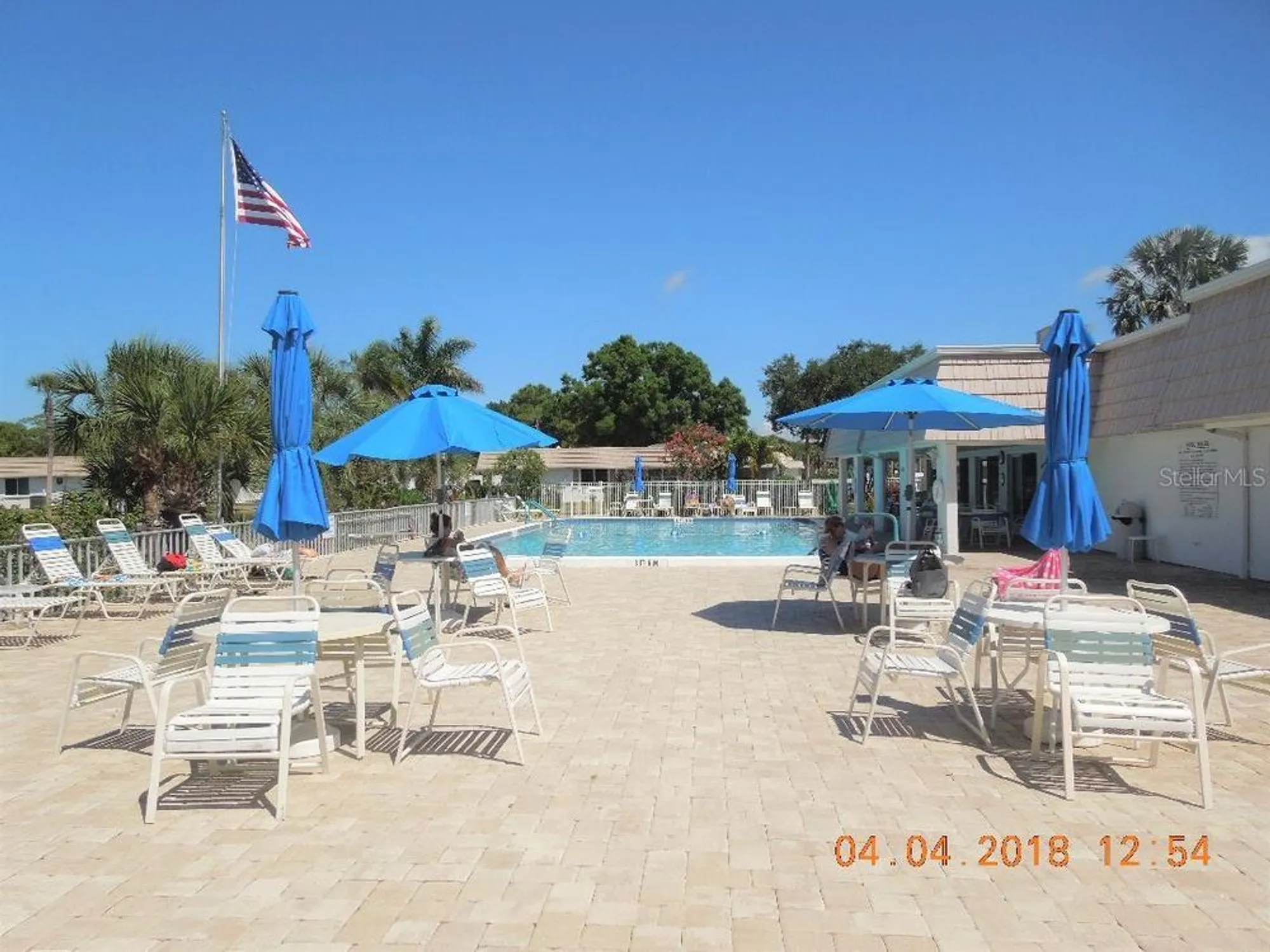 Property Slideshow image 19 of 26 | 5531 riverbluff cir # v9, Sarasota, FL, 34231
