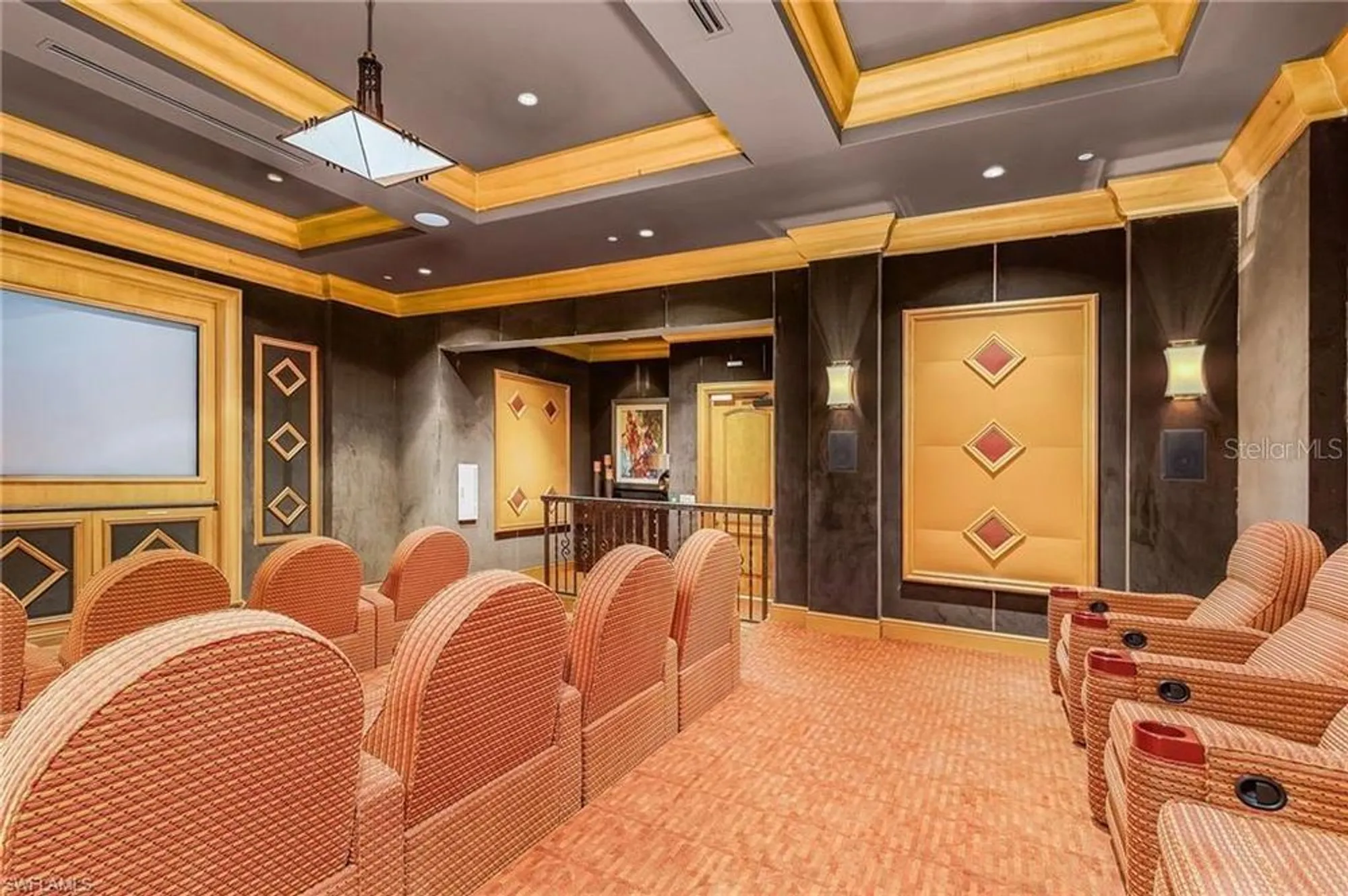 Property Slideshow image 35 of 62 | 3333 sunset key cir 303, Punta Gorda, FL, 33955