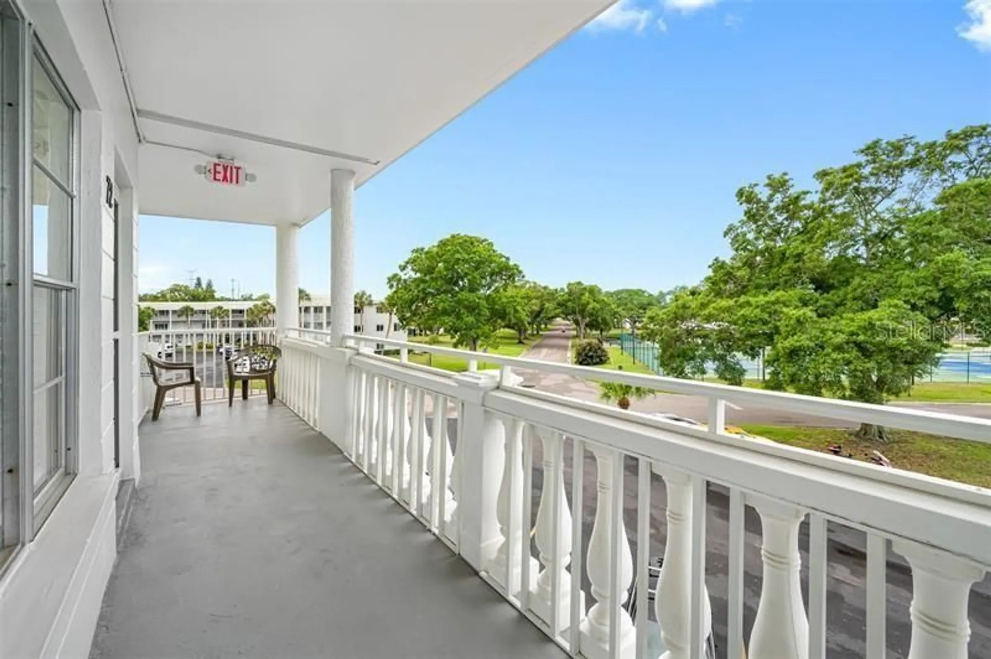 Property Slideshow image 3 of 43 | 2428 columbia dr 72, Clearwater, FL, 33763