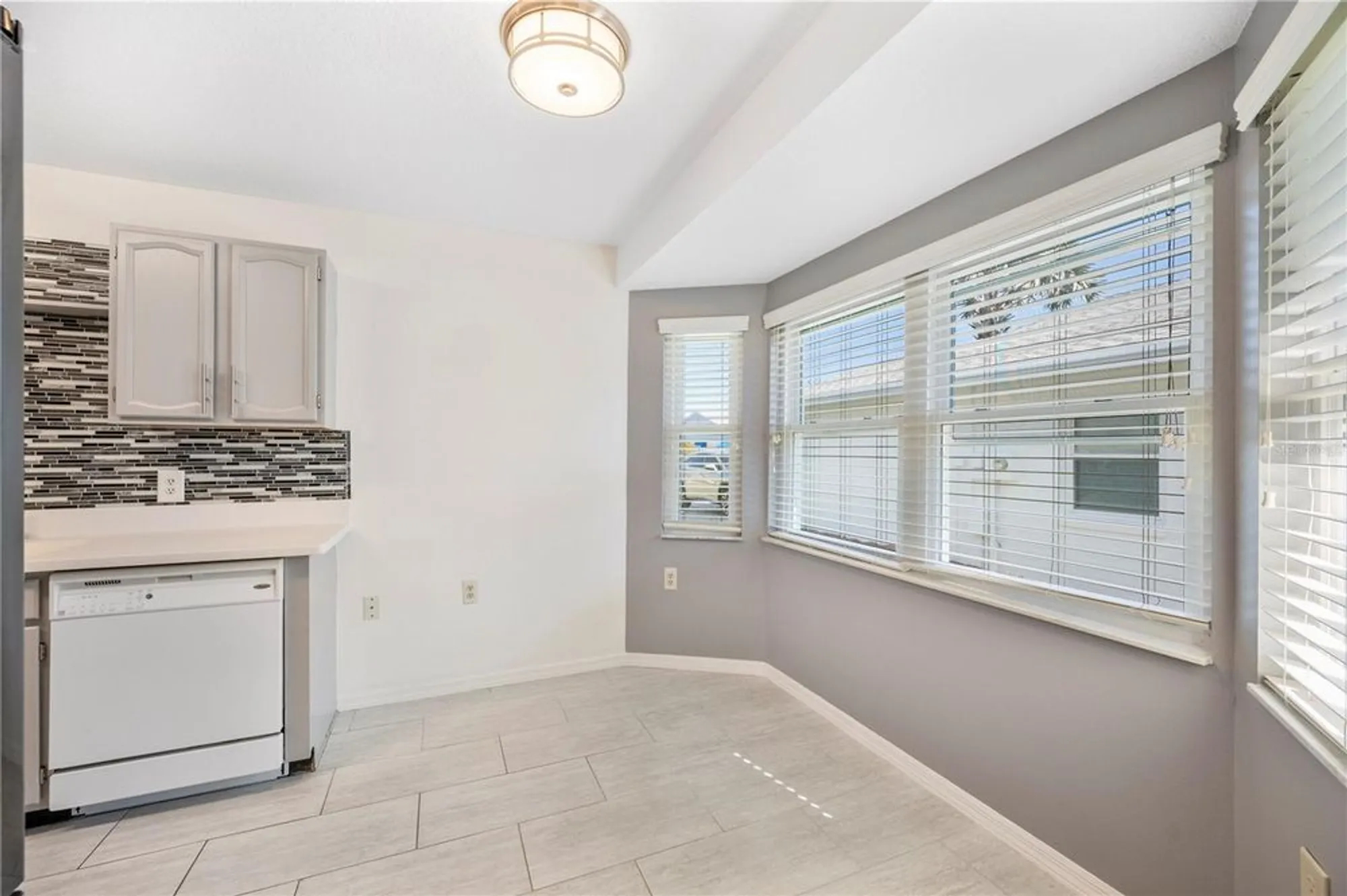 Property Slideshow image 10 of 42 | 550 eagle run, Lakeland, FL, 33809