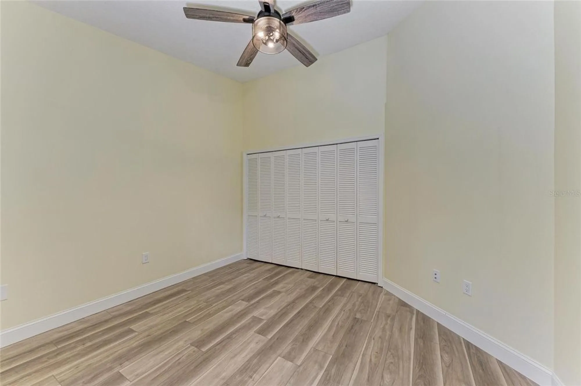 Property Slideshow image 34 of 50 | 7865 pine trace dr, Sarasota, FL, 34243