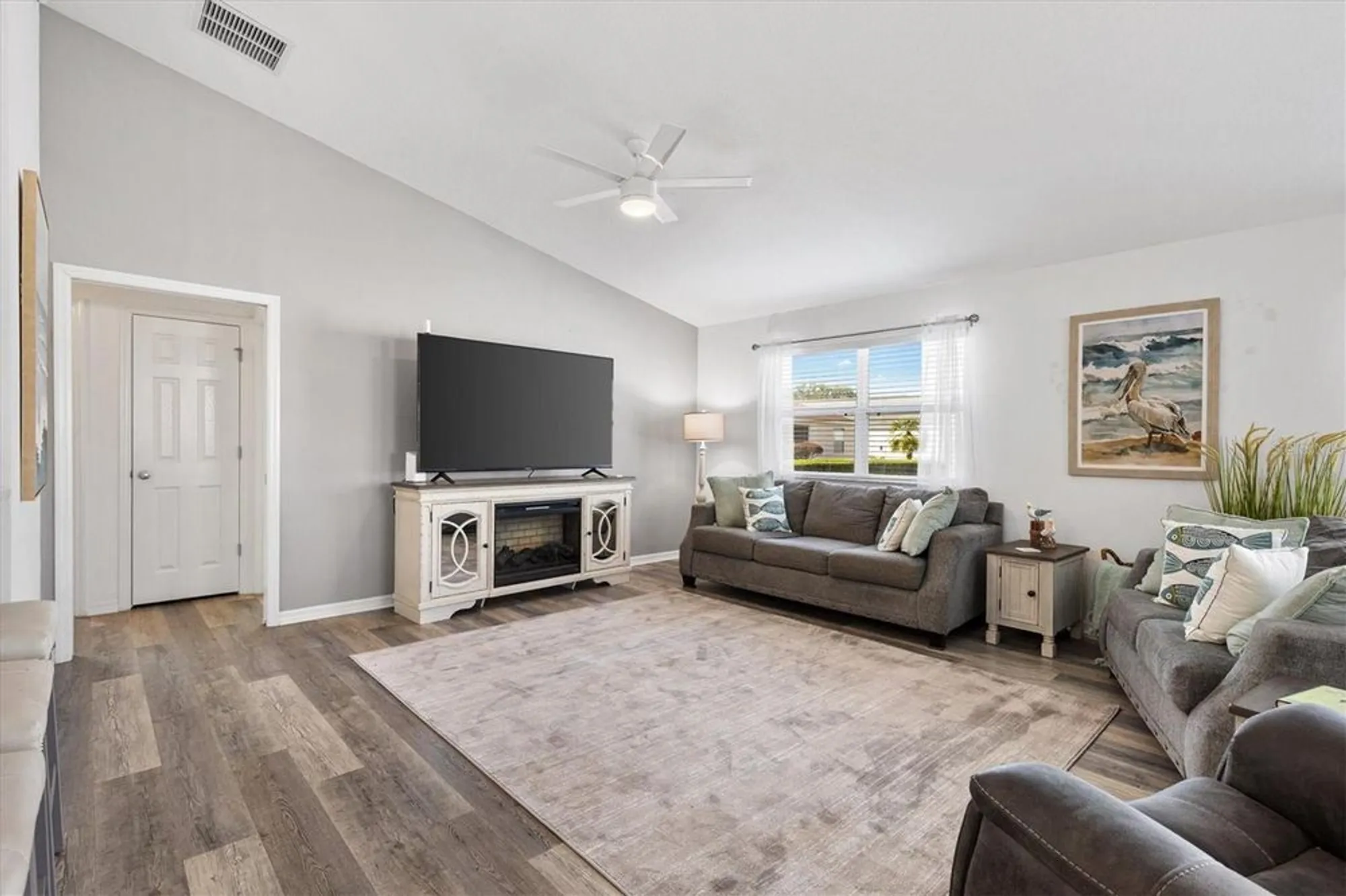 Property Slideshow image 6 of 25 | 1812 chancey way, The Villages, FL, 32162