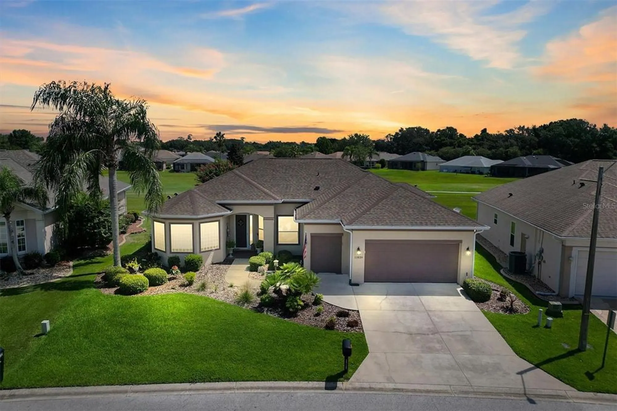 Property Slideshow image 1 of 49 | 11839 se 173rd lane rd, Summerfield, FL, 34491