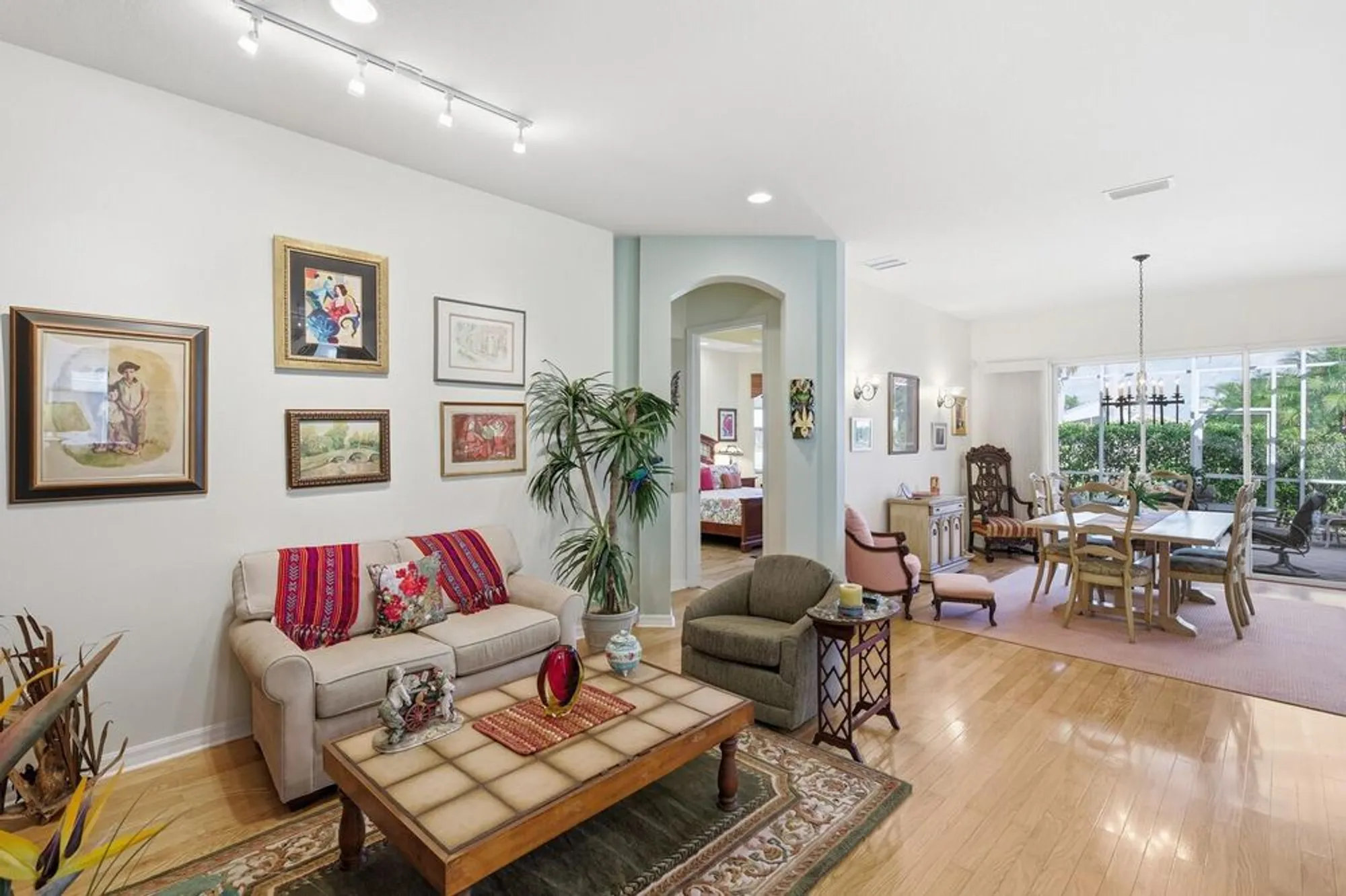 Property Slideshow image 15 of 62 | 4235 65th ter, Sarasota, FL, 34243