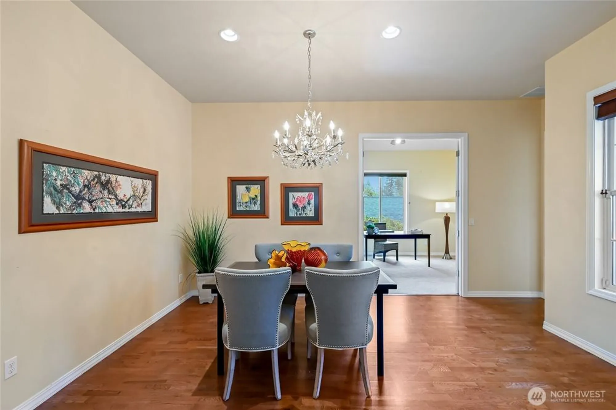 Property Slideshow image 14 of 36 | 12441 adair creek way, Redmond, WA, 98053