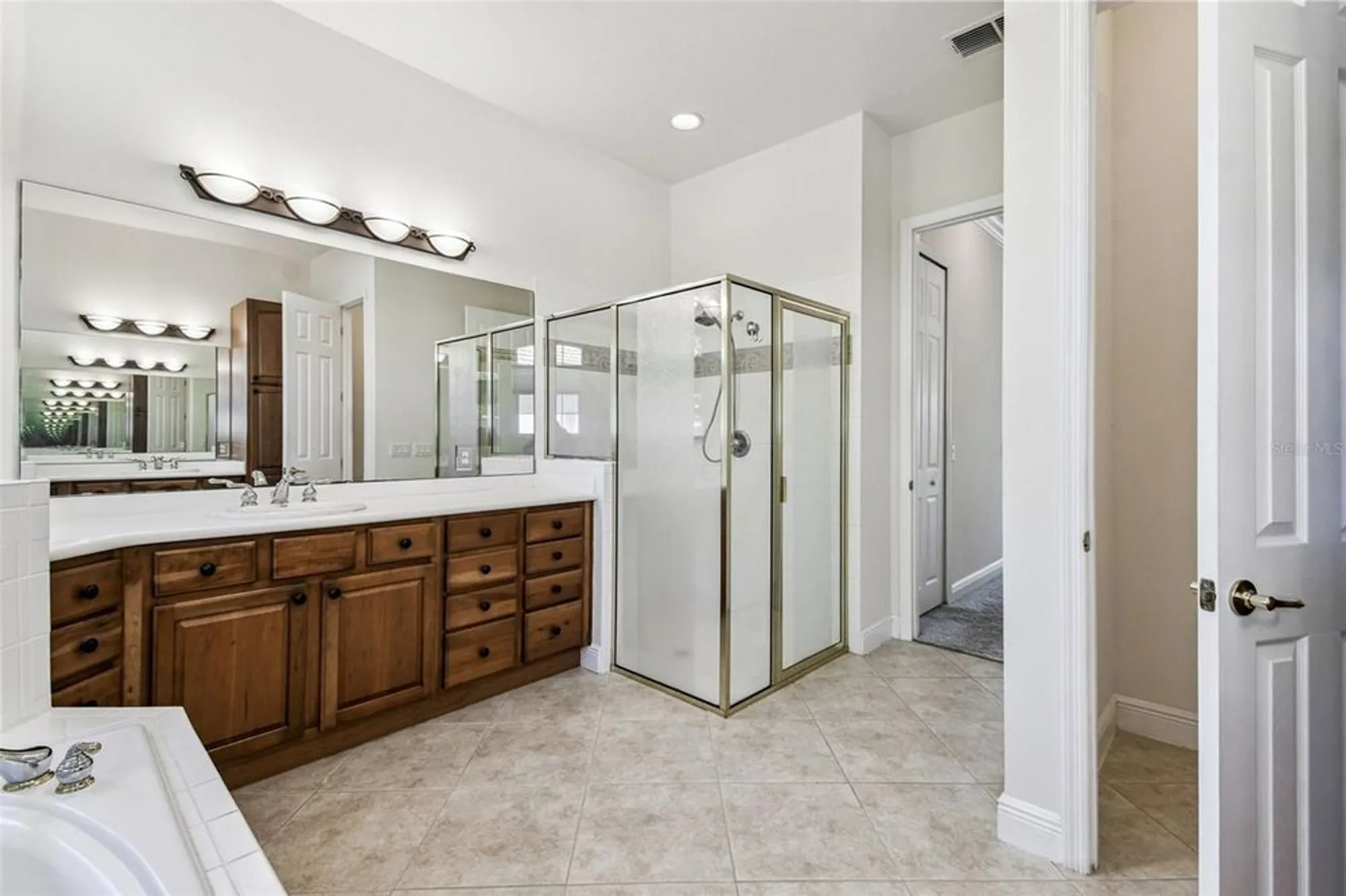 Property Slideshow image 25 of 66 | 506 tapatio ln, Poinciana, FL, 34759