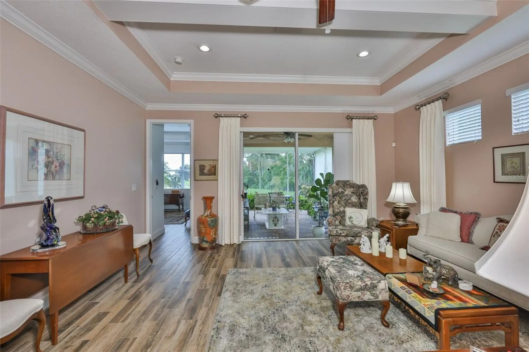 Property Slideshow image 30 of 45 | 658 chipper dr, Sun City Center, FL, 33573