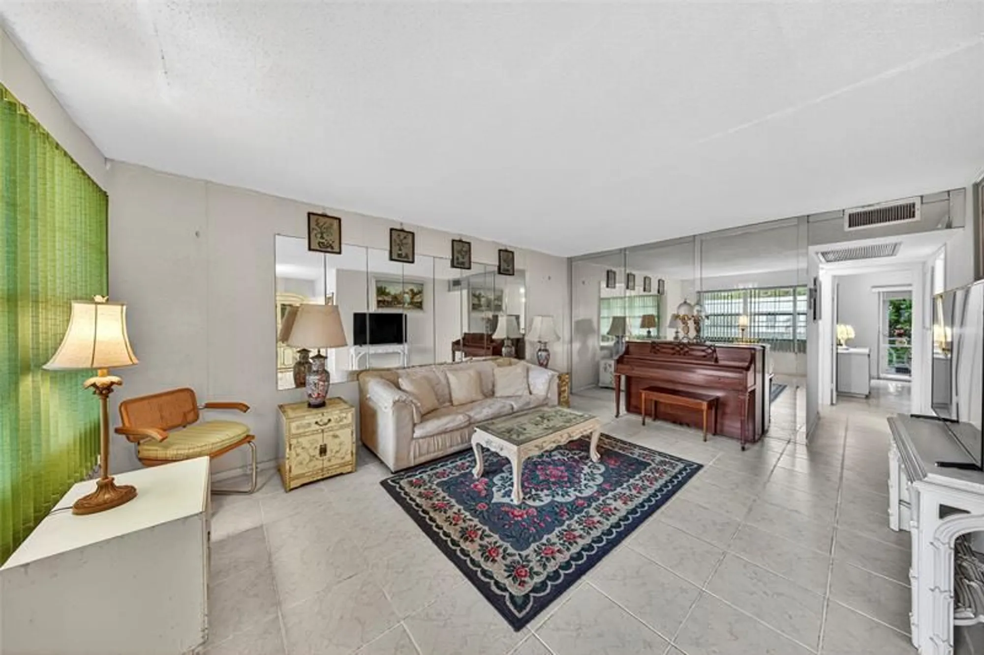 Property Slideshow image 4 of 28 | 102 newport f # 102, Deerfield Beach, FL, 33442