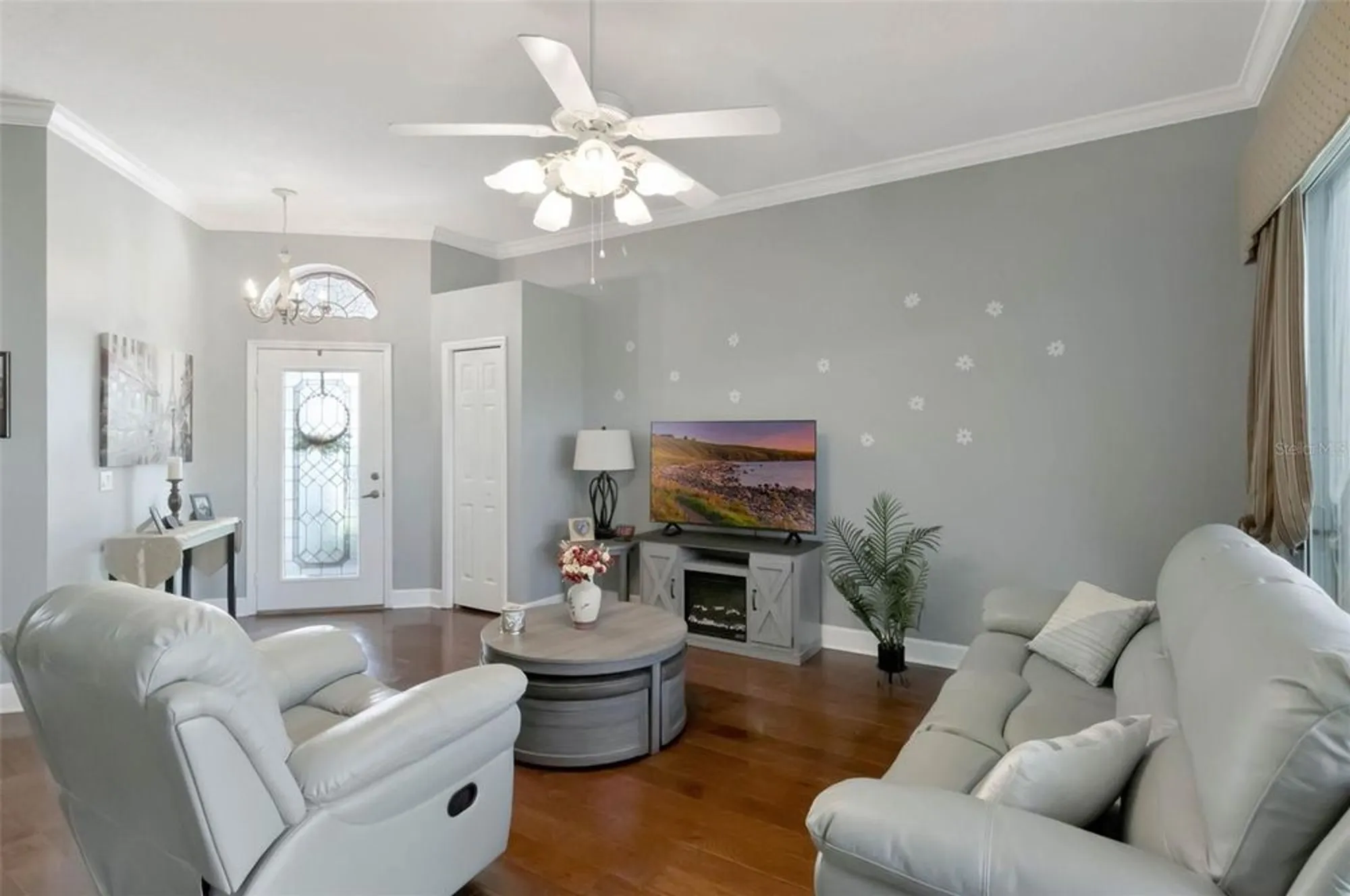 Property Slideshow image 9 of 33 | 725 high vista dr, Davenport, FL, 33837