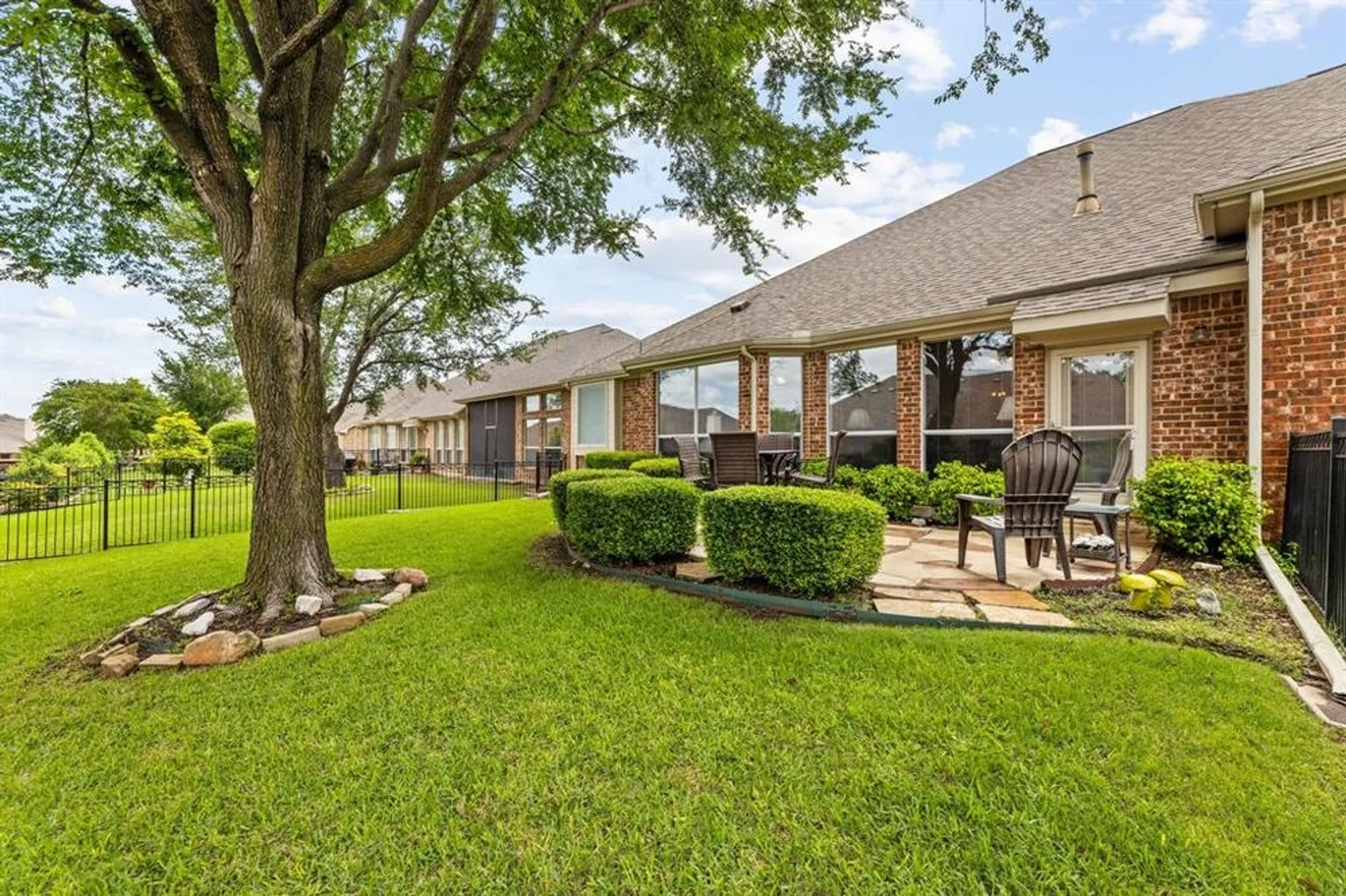 Property Slideshow image 20 of 33 | 1453 cattle baron ct, Fairview, TX, 75069