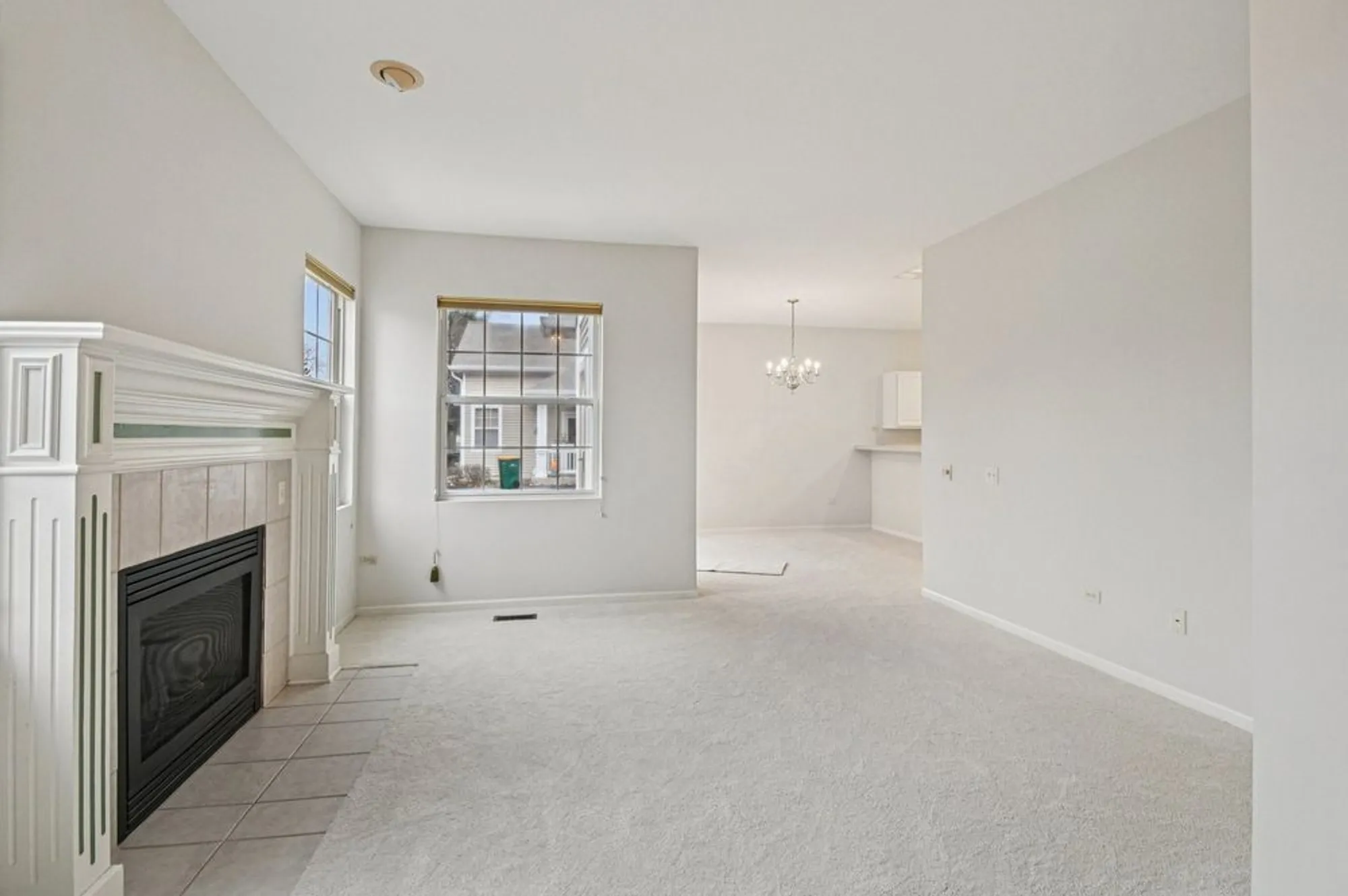 Property Slideshow image 3 of 20 | , Huntley, IL, 60142