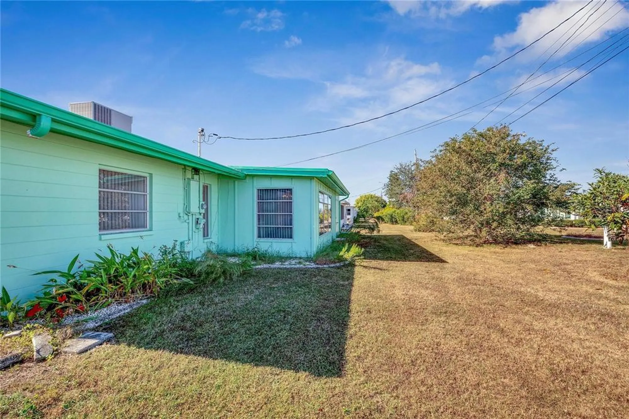 Property Slideshow image 37 of 47 | 1535 council dr, Sun City Center, FL, 33573