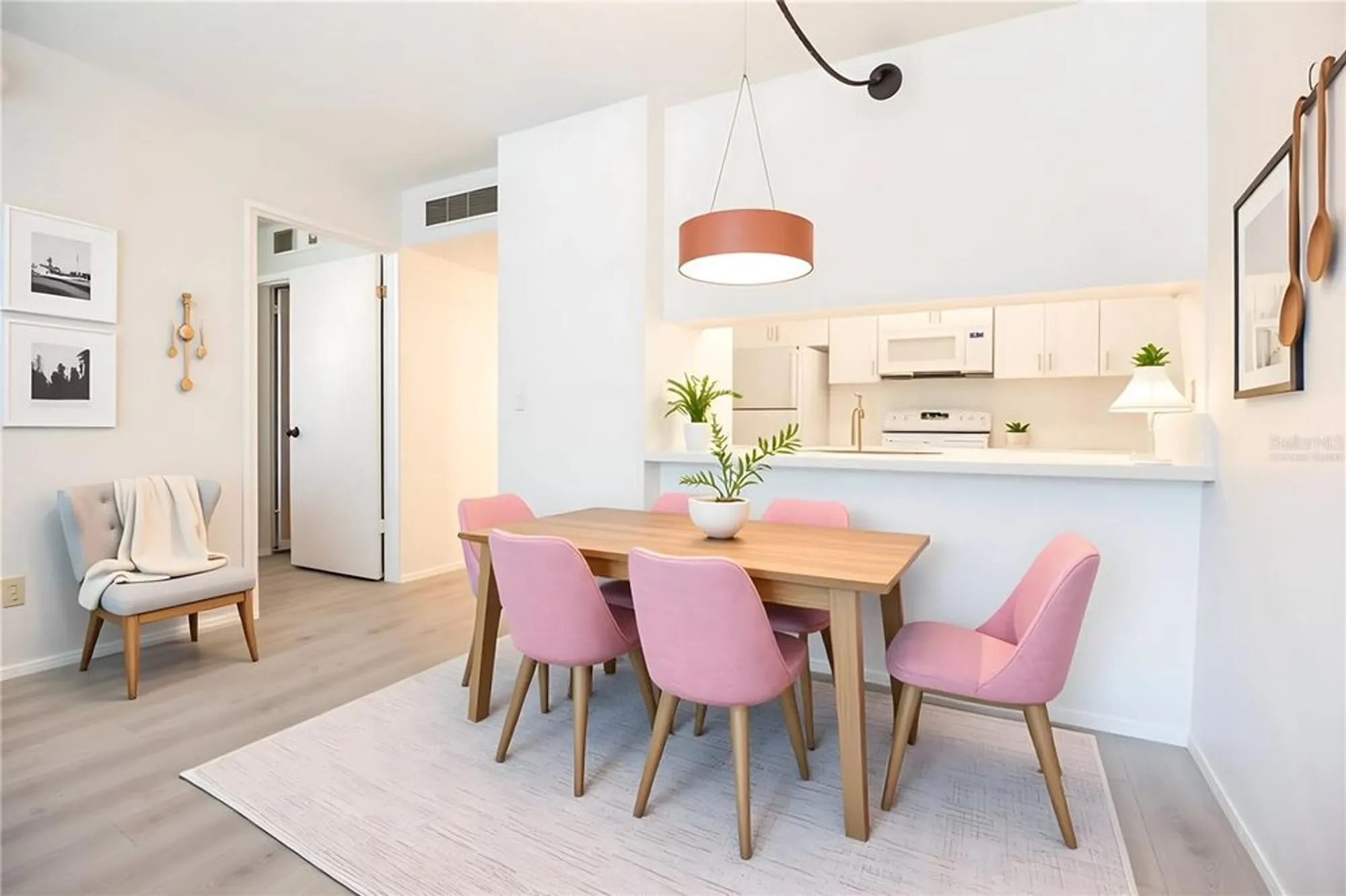 Property Slideshow image 9 of 37 | 14130 rosemary ln 4211, Largo, FL, 33774