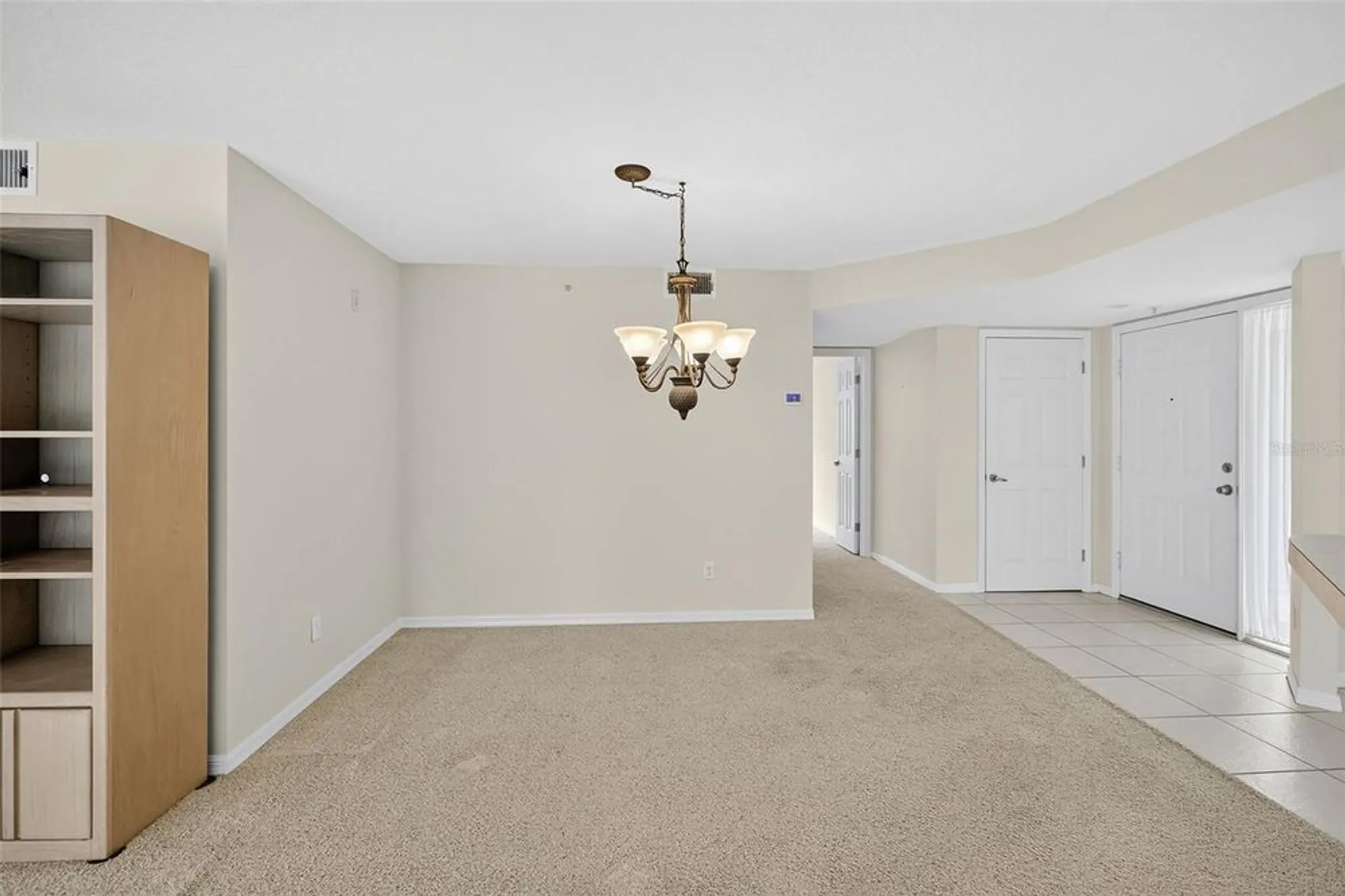 Property Slideshow image 6 of 40 | 813 montrose dr 104, Venice, FL, 34293