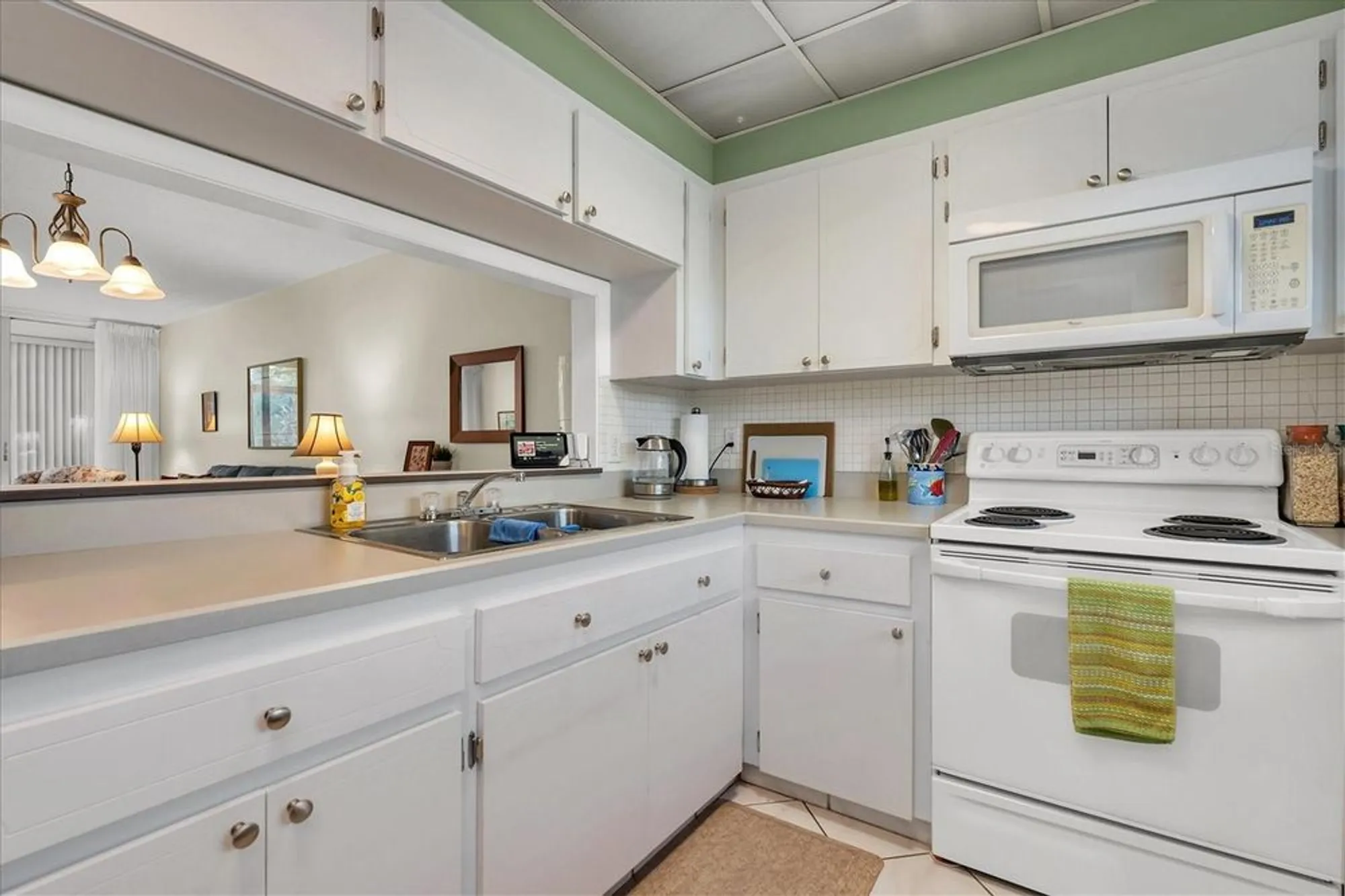 Property Slideshow image 9 of 33 | 19029 us highway 19 n apt 5-1, Clearwater, FL, 33764