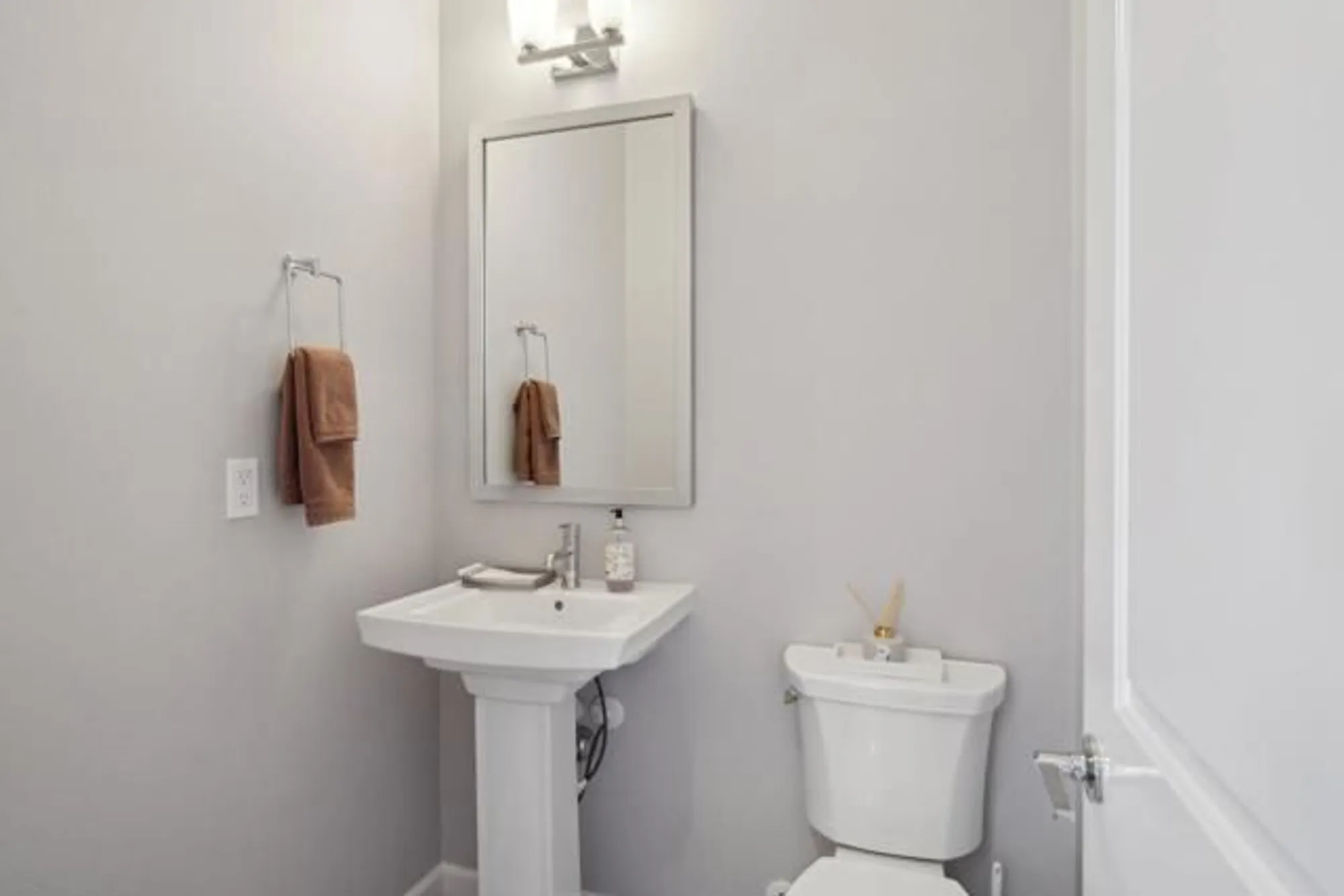 Property Slideshow image 26 of 58 | 82712 woodcreek ct, Indio, CA, 92201