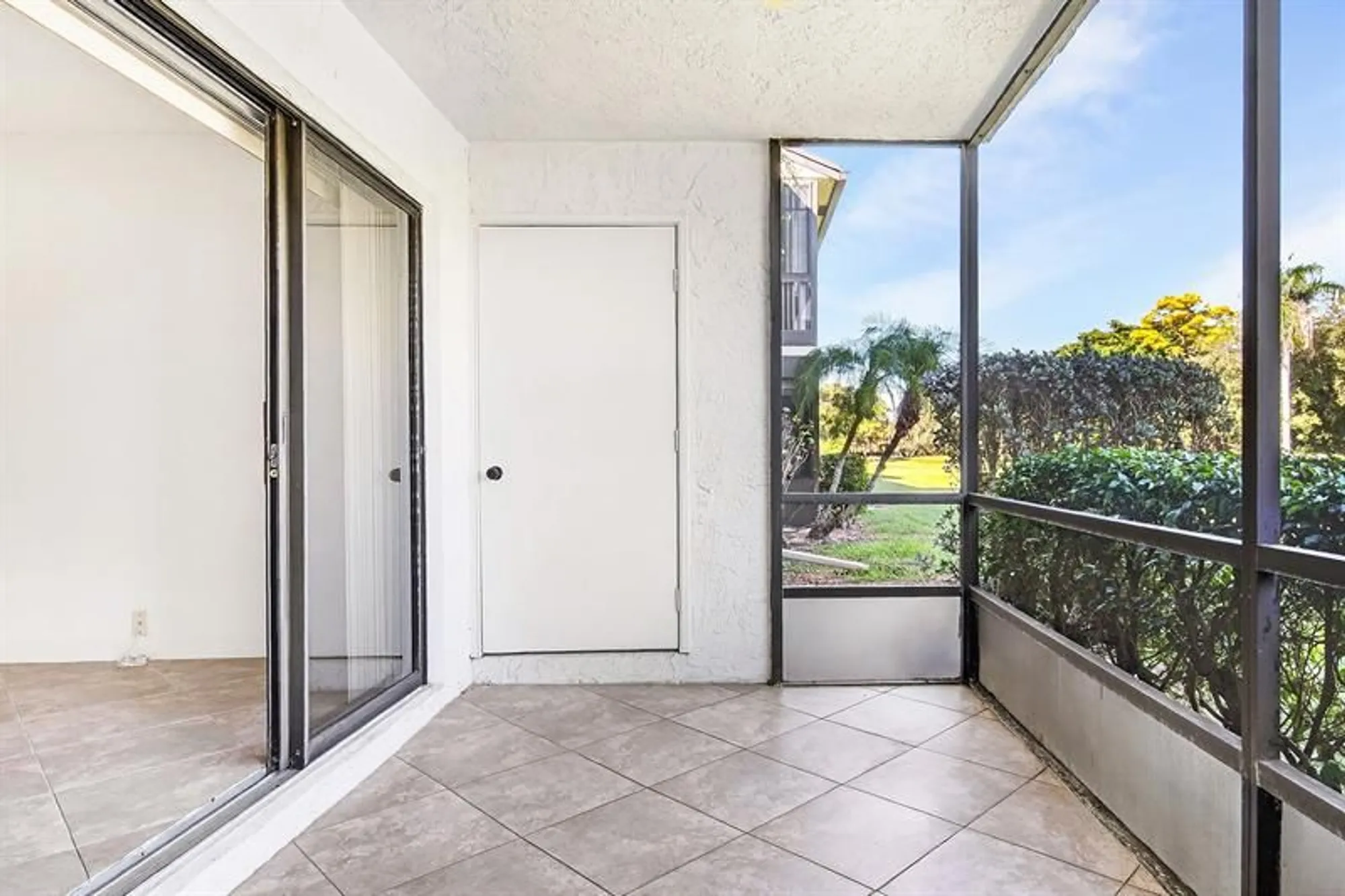 Property Slideshow image 9 of 38 | 5021 oak hill ln apt 115, Delray Beach, FL, 33484