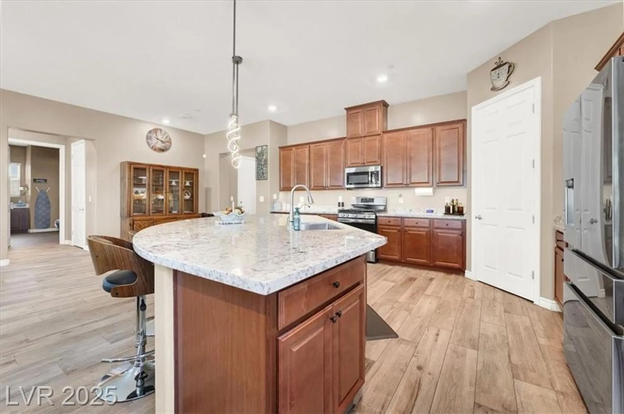 Property Slideshow image 18 of 48 | 400 middlestone ave, Henderson, NV, 89011