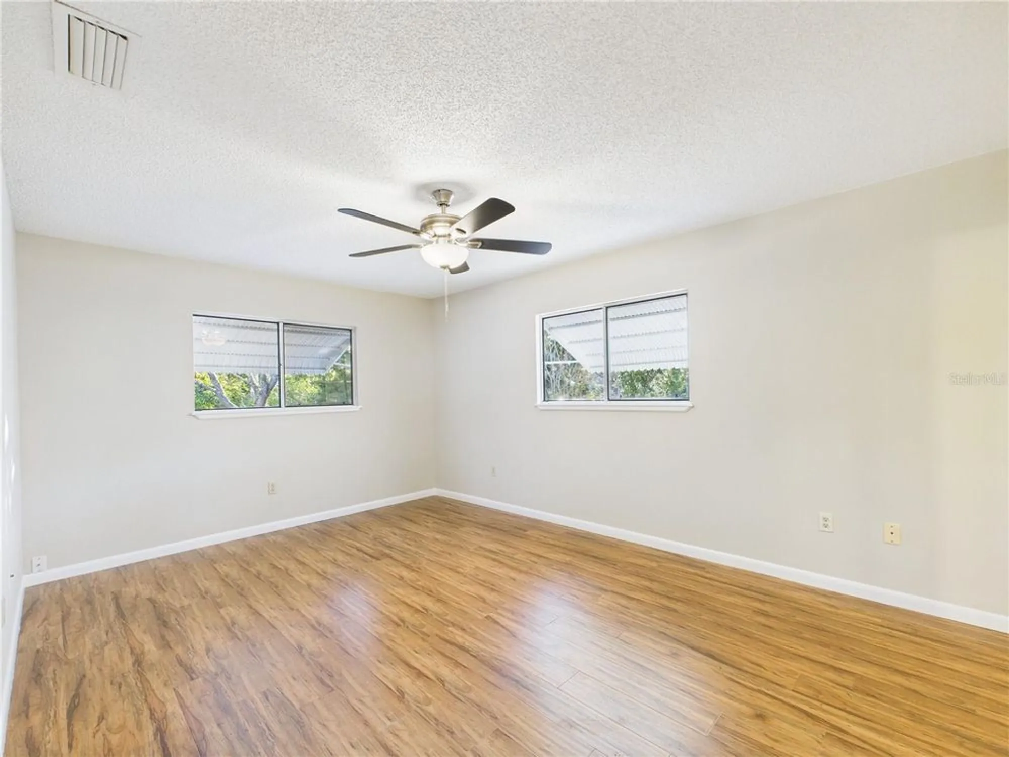 Property Slideshow image 10 of 26 | 8430 sw 105th pl, Ocala, FL, 34481