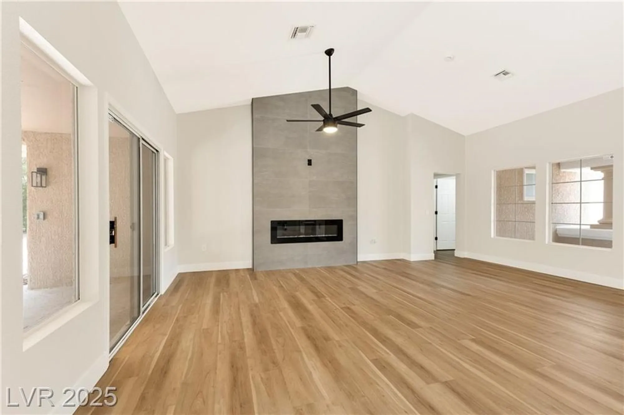 Property Slideshow image 14 of 35 | 2645 saltbush dr, Las Vegas, NV, 89134