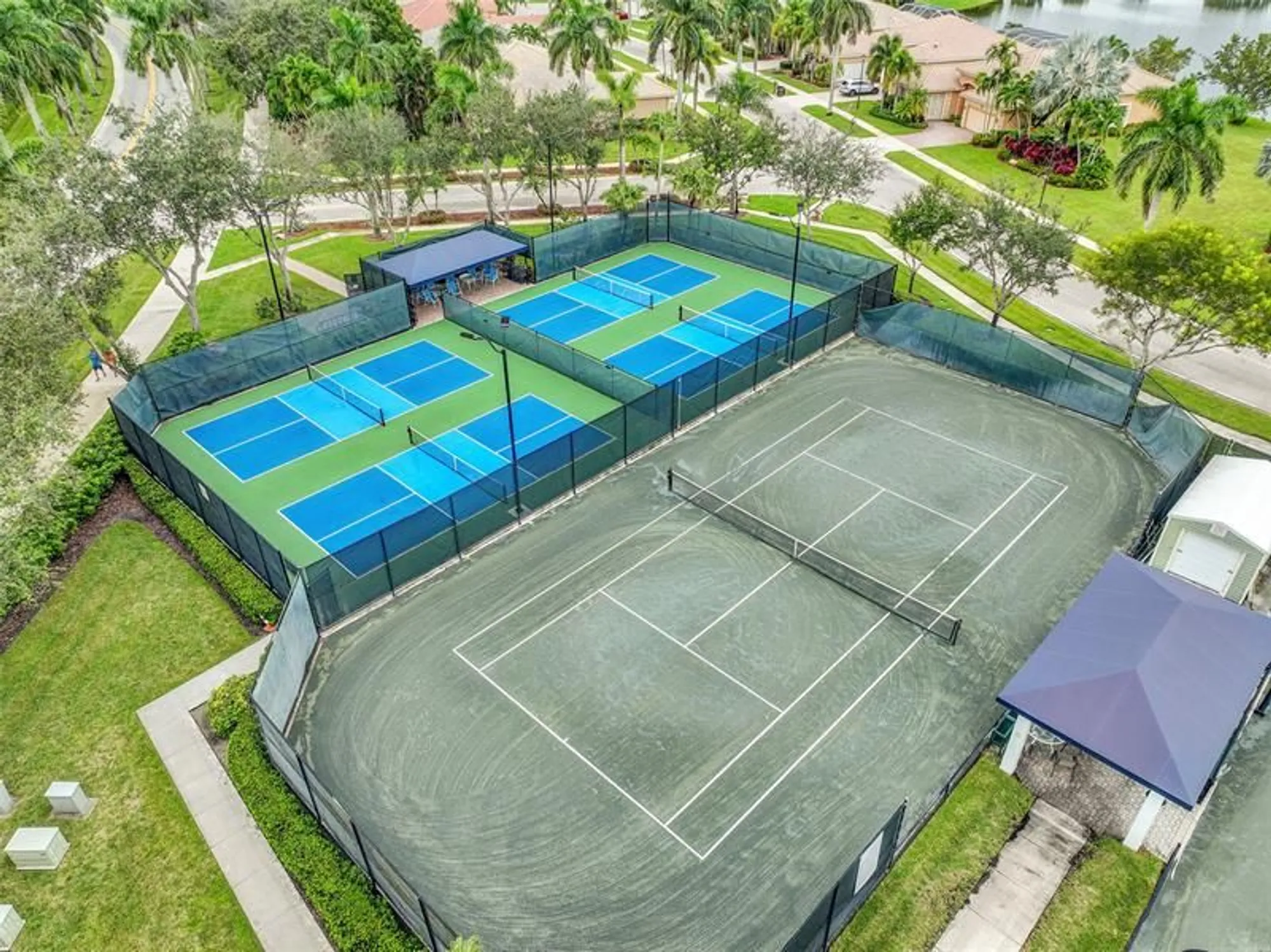 Property Slideshow image 34 of 36 | 9815 galleon dr, West Palm Beach, FL, 33411