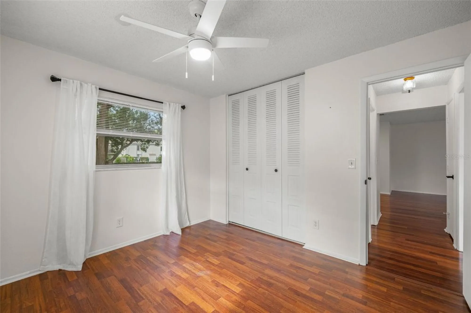 Property Slideshow image 23 of 50 | 142 stafford cir, Palm Harbor, FL, 34684