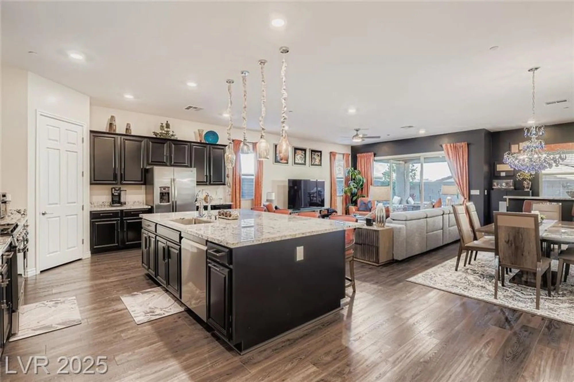 Property Slideshow image 10 of 58 | 316 gillespie glen ave, Henderson, NV, 89011