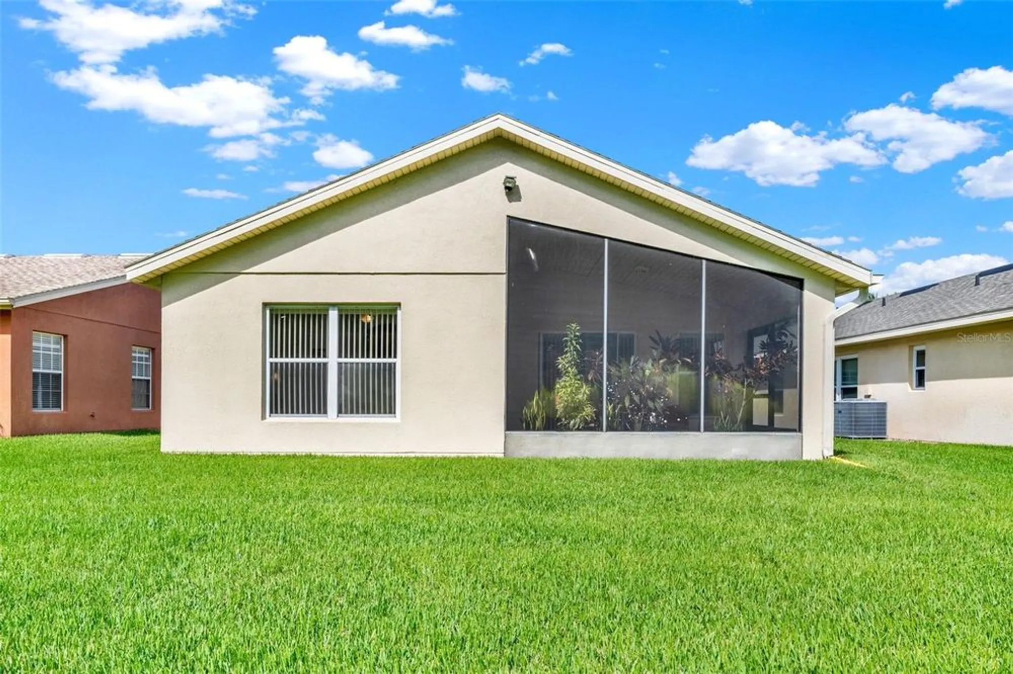 Property Slideshow image 32 of 34 | 448 grand canal dr, Kissimmee, FL, 34759