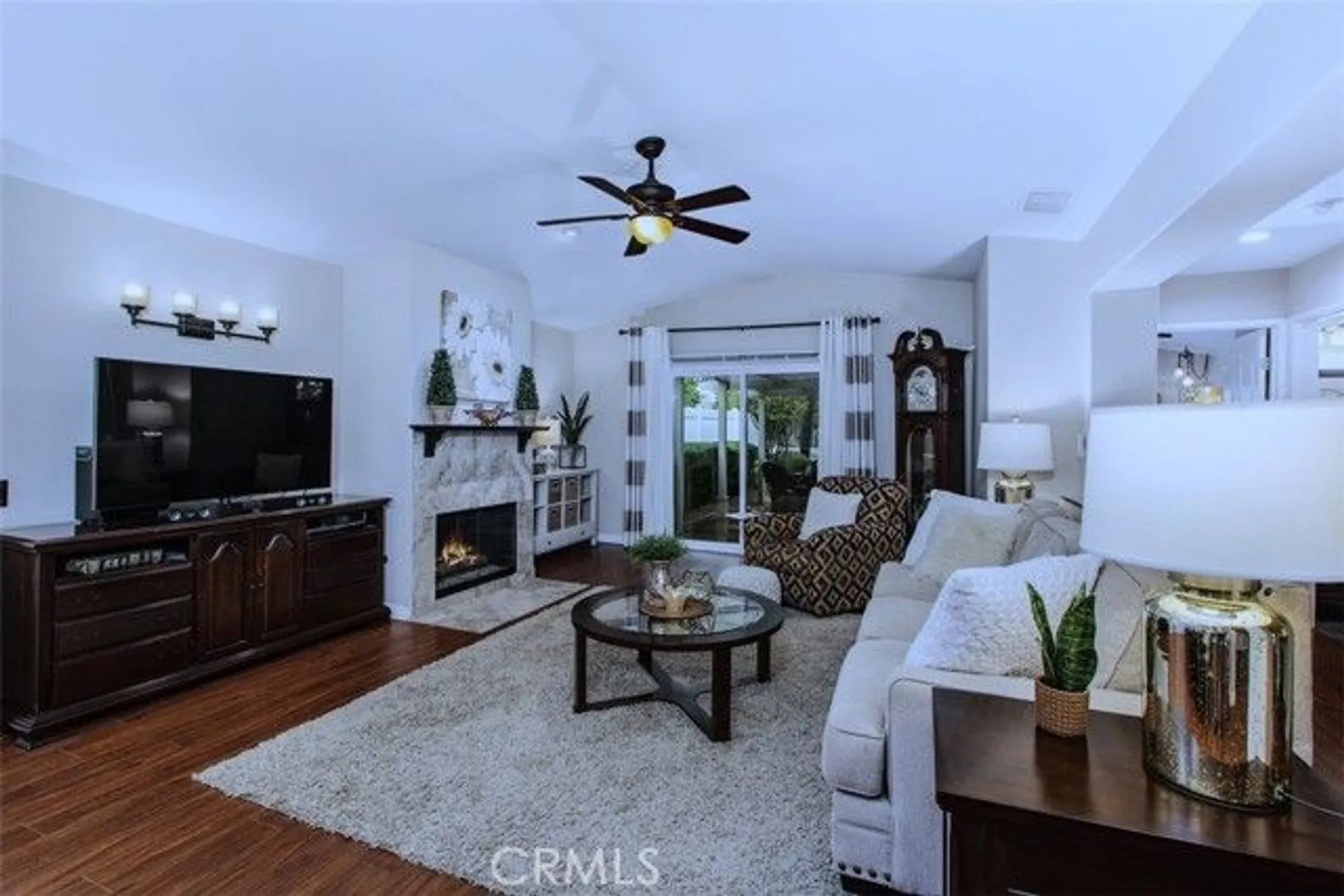 Property Slideshow image 5 of 45 | 40442 via amapola, Murrieta, CA, 92562