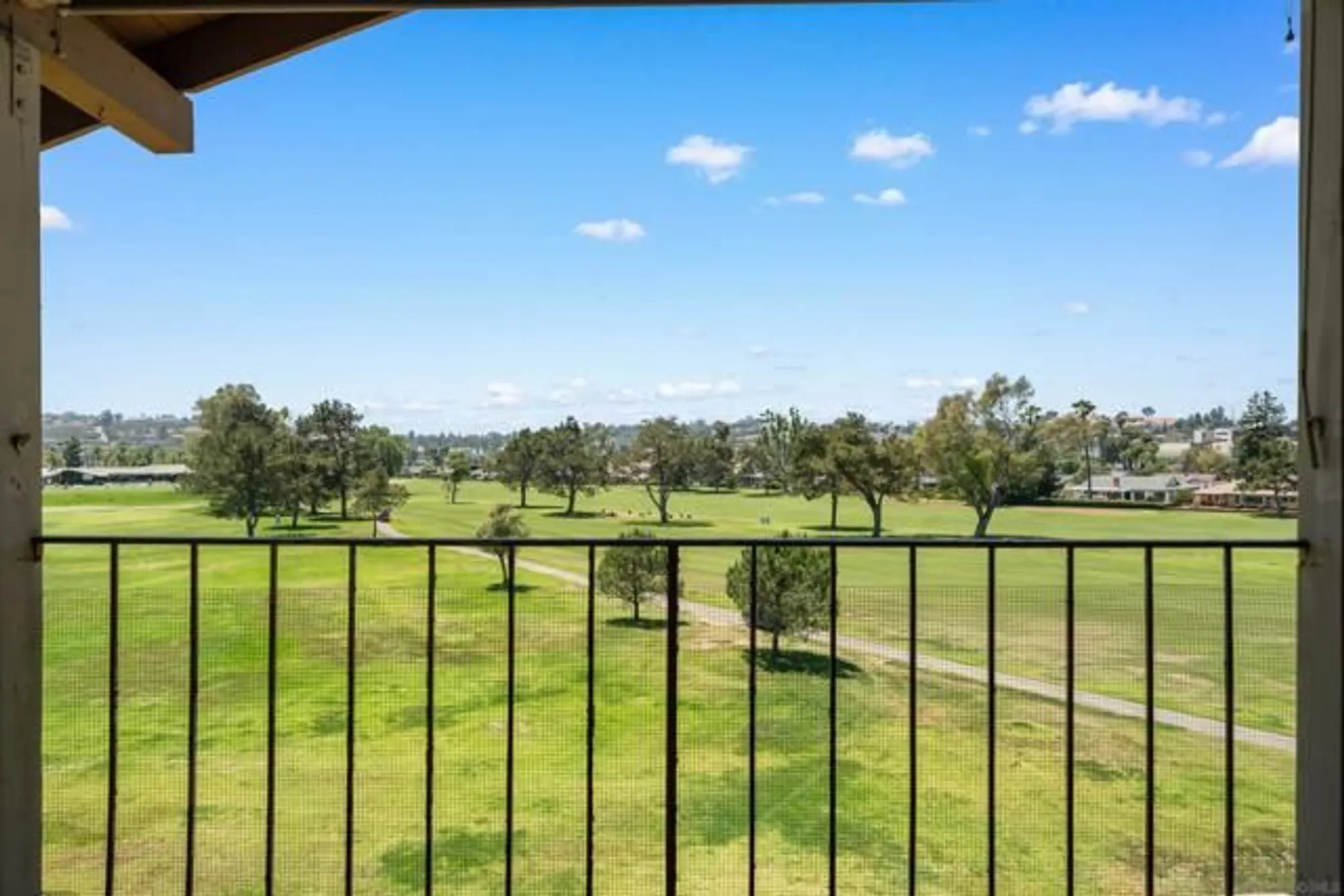 Property Slideshow image 32 of 50 | 1940 fairway circle dr, San Marcos, CA, 92078