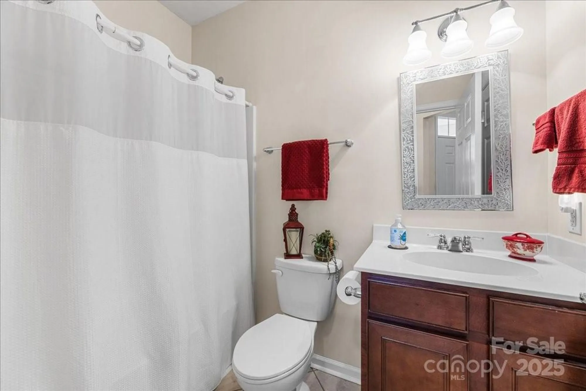 Property Slideshow image 10 of 45 | 2056 kennedy dr, Fort Mill, SC, 29707