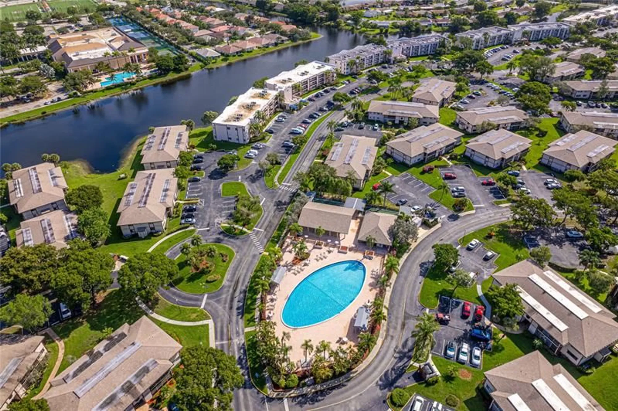 Property Slideshow image 29 of 29 | 9998 n belfort cir # 9998, Tamarac, FL, 33321