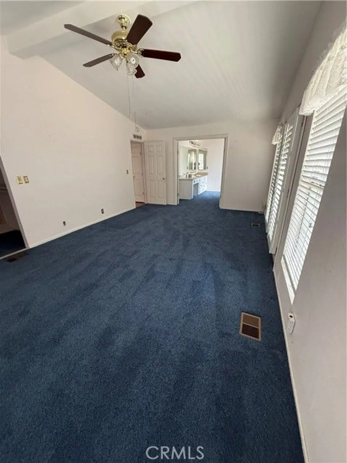 Property Slideshow image 13 of 17 | 38215 via taffia, Murrieta, CA, 92563