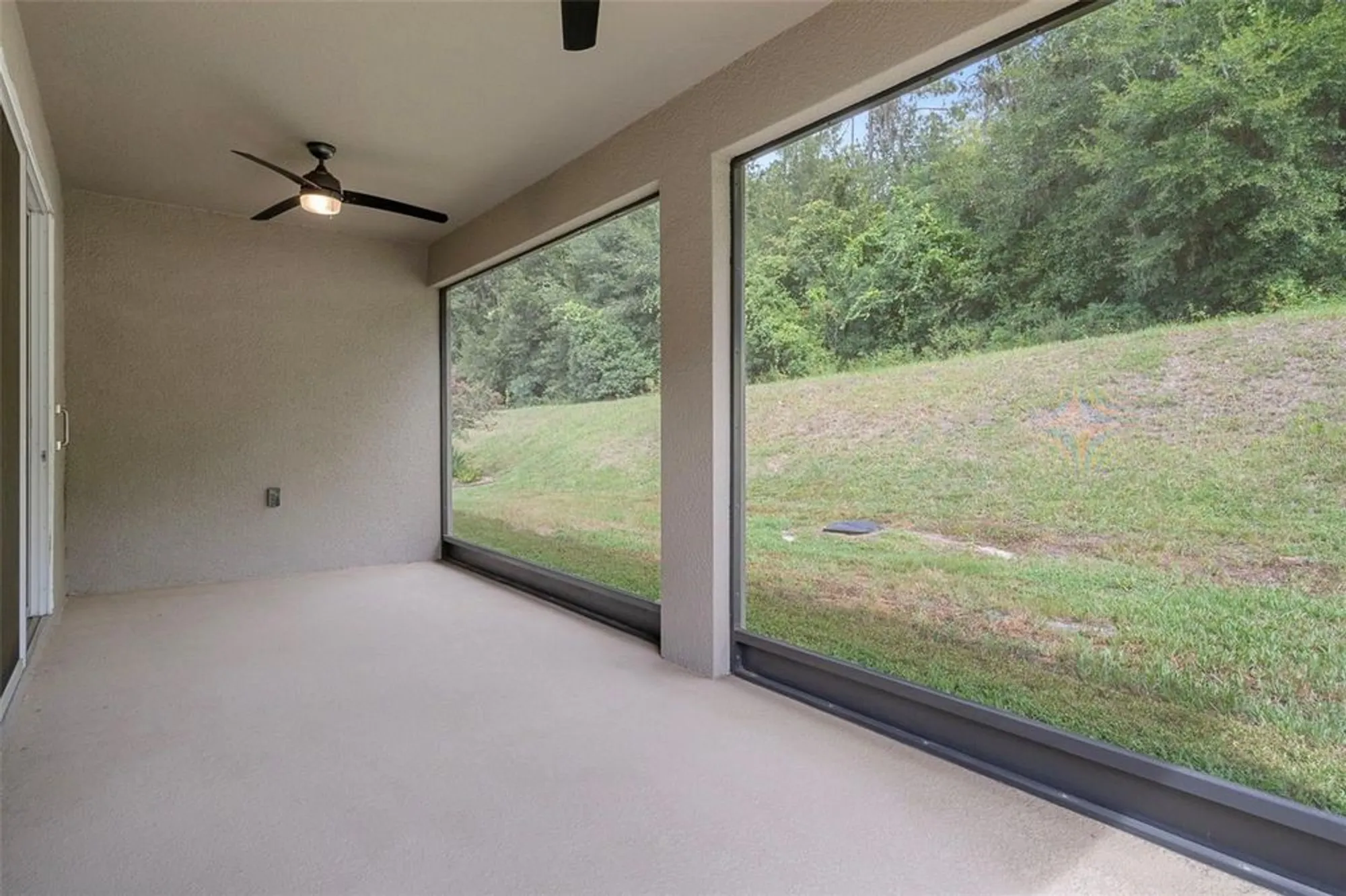 Property Slideshow image 21 of 50 | 12735 eastpointe dr, Dade City, FL, 33525