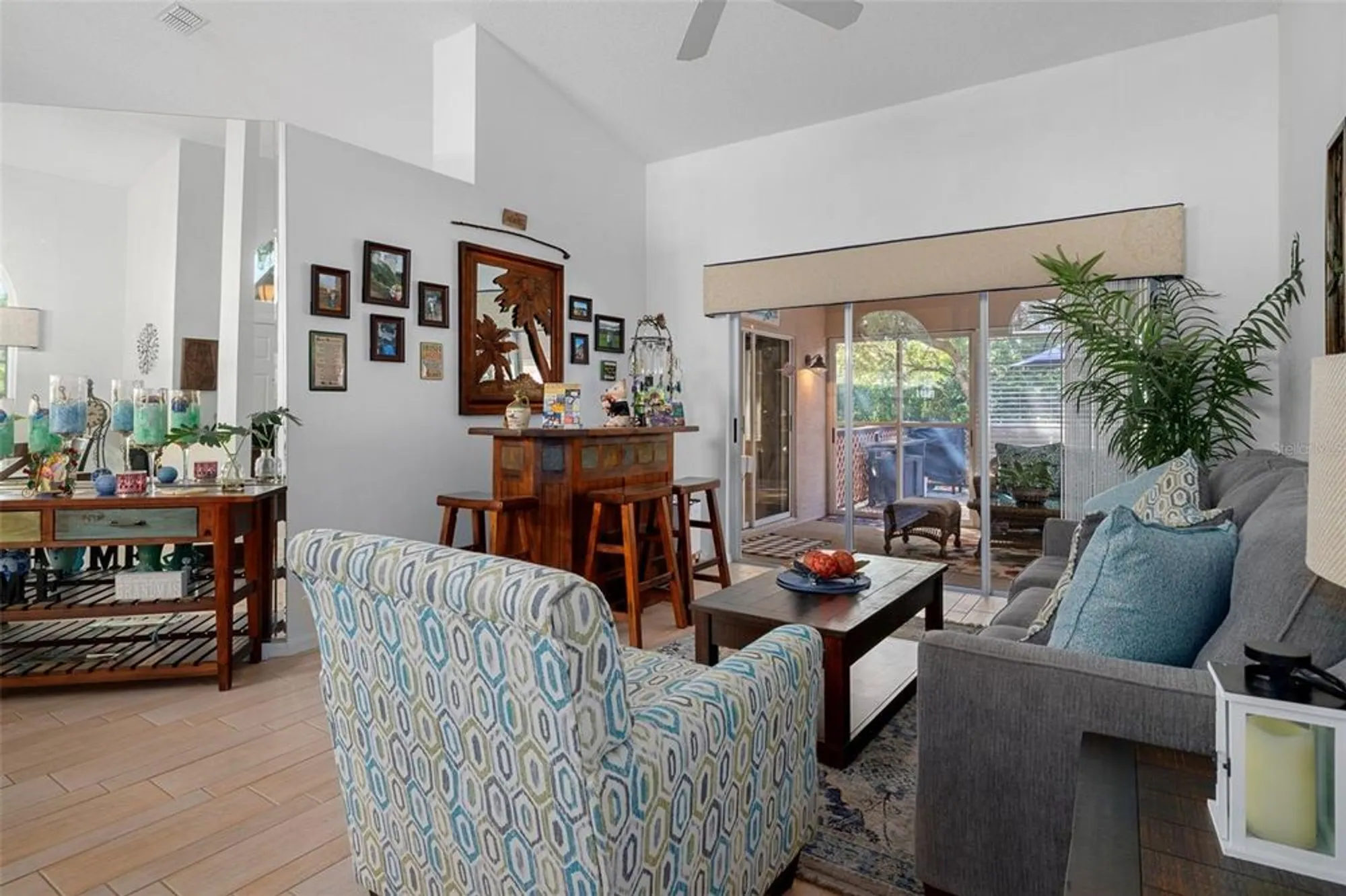 Property Slideshow image 9 of 52 | 416 mistwood ct, Spring Hill, FL, 34609