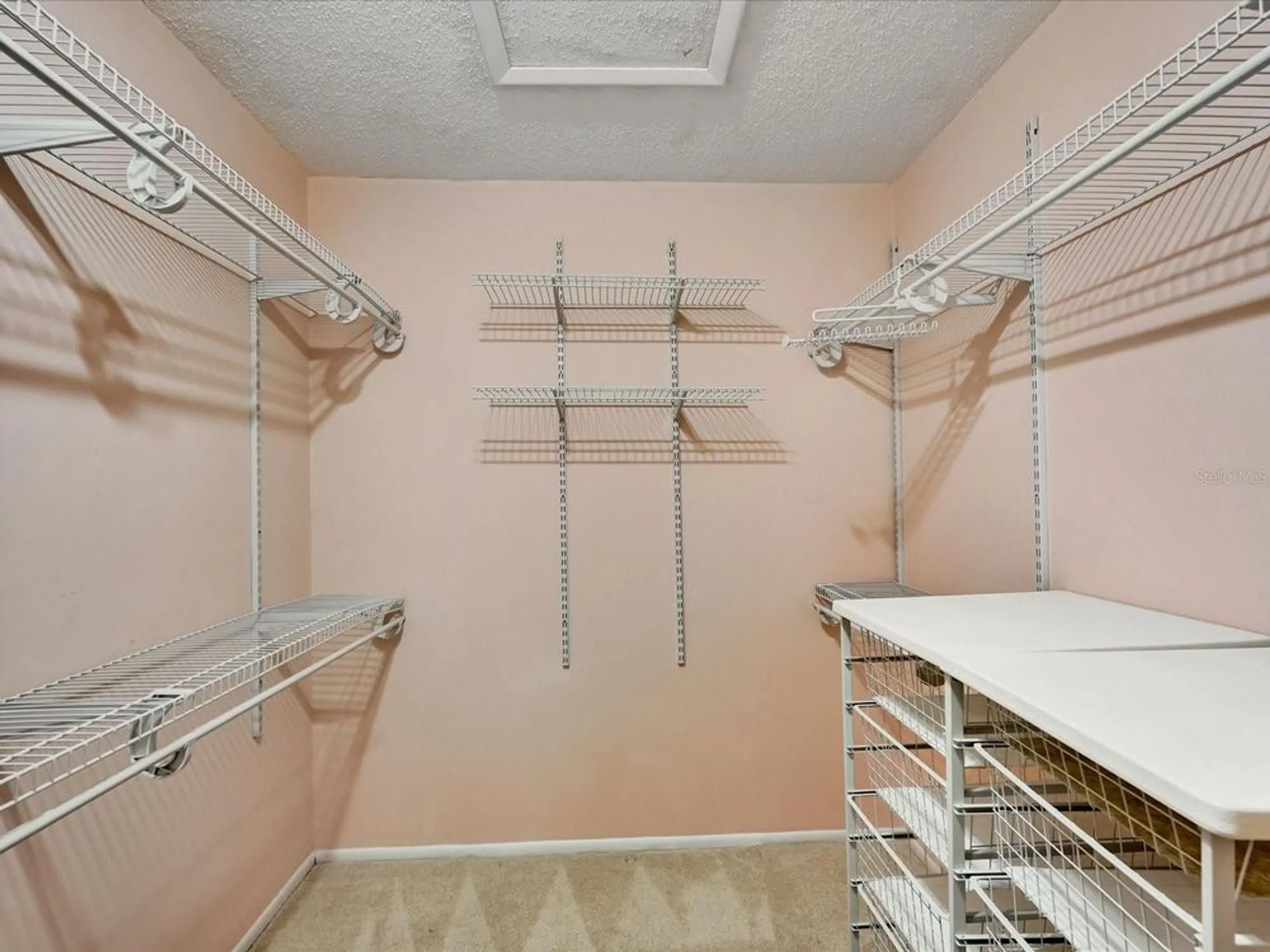 Property Slideshow image 8 of 19 | 7261 golf pointe way way, Sarasota, FL, 34243