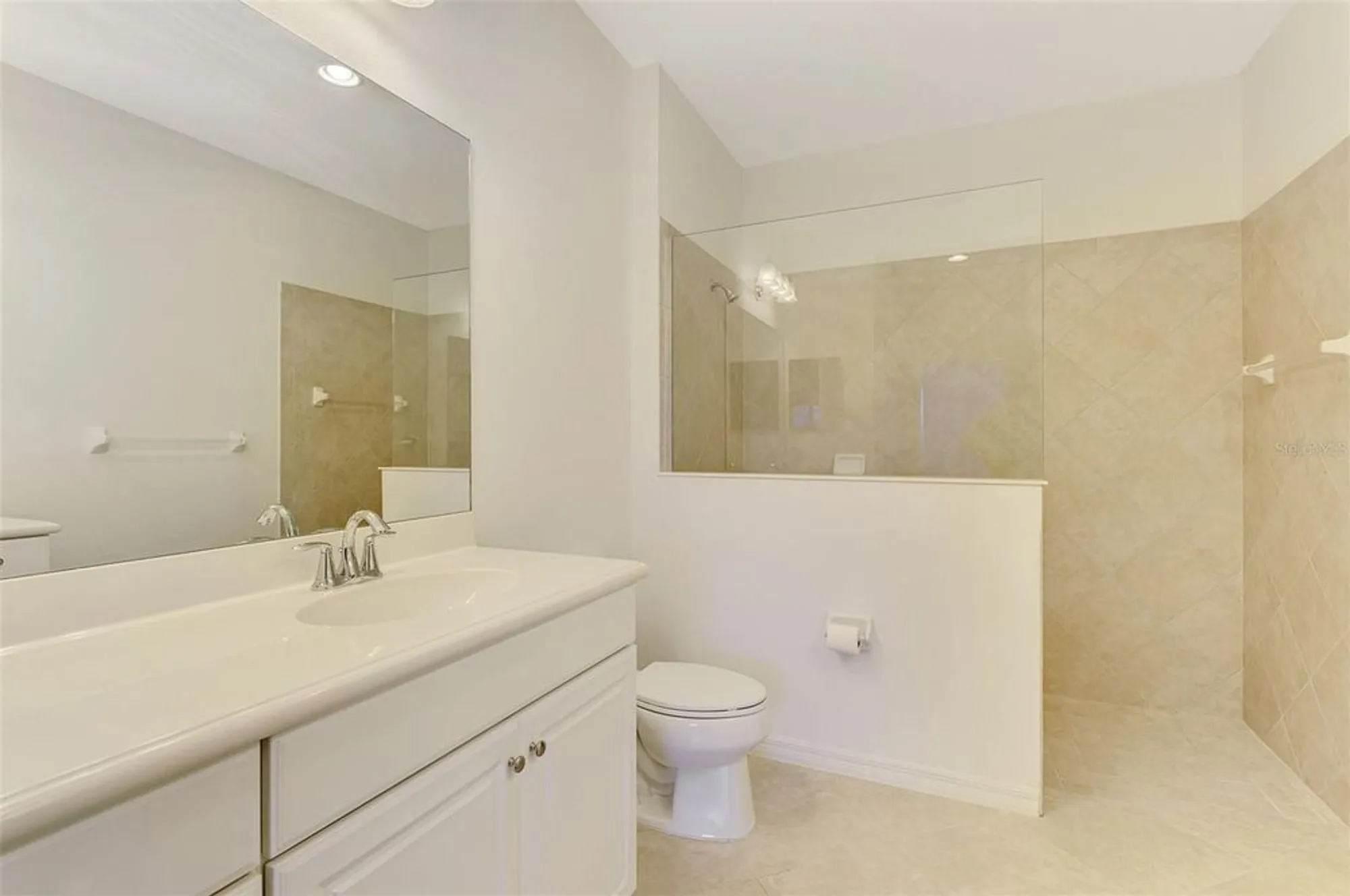 Property Slideshow image 24 of 39 | 1375 backspin dr, Englewood, FL, 34223