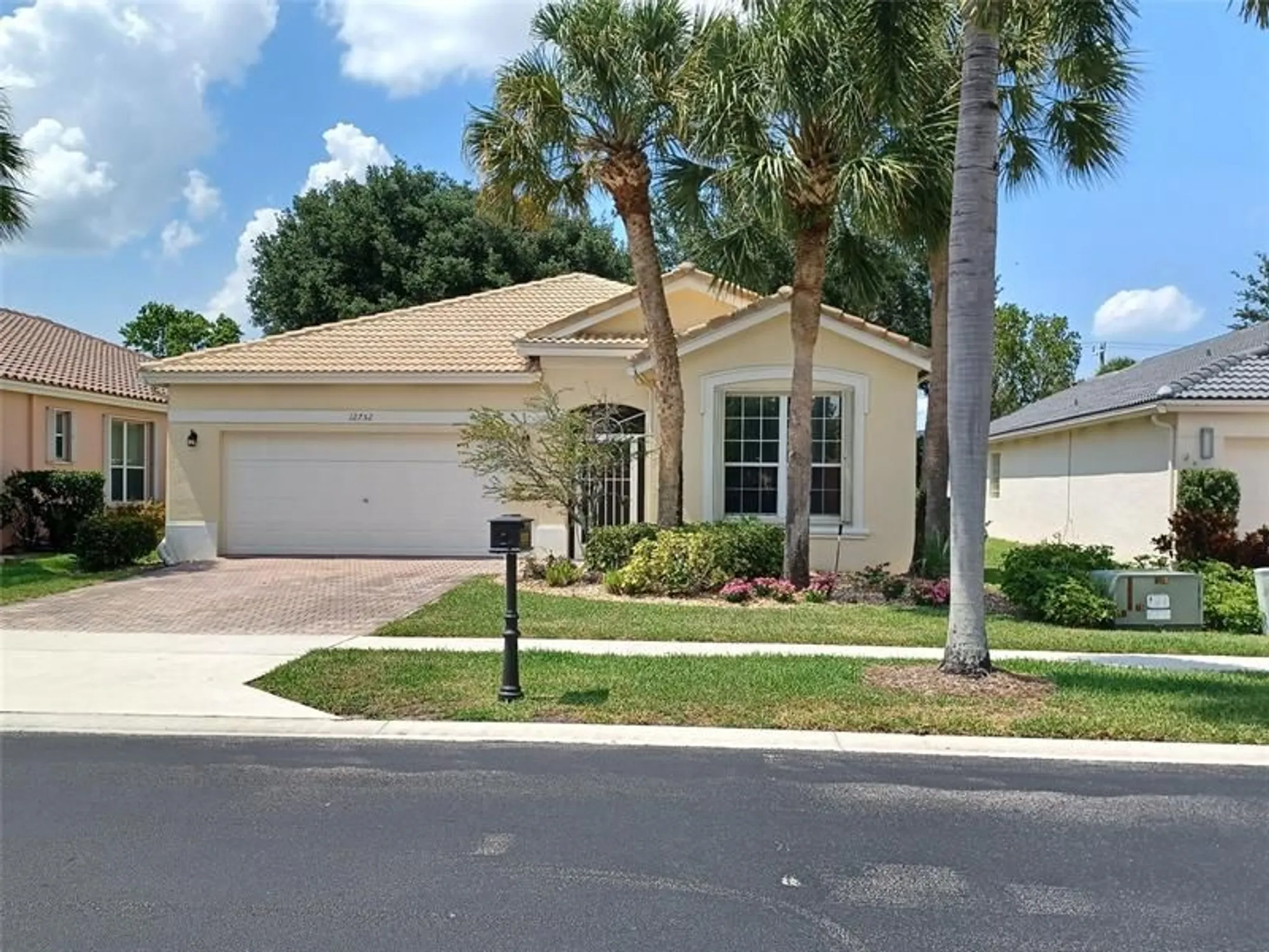 Property Slideshow image 1 of 65 | 12752 coral lakes dr, Boynton Beach, FL, 33437
