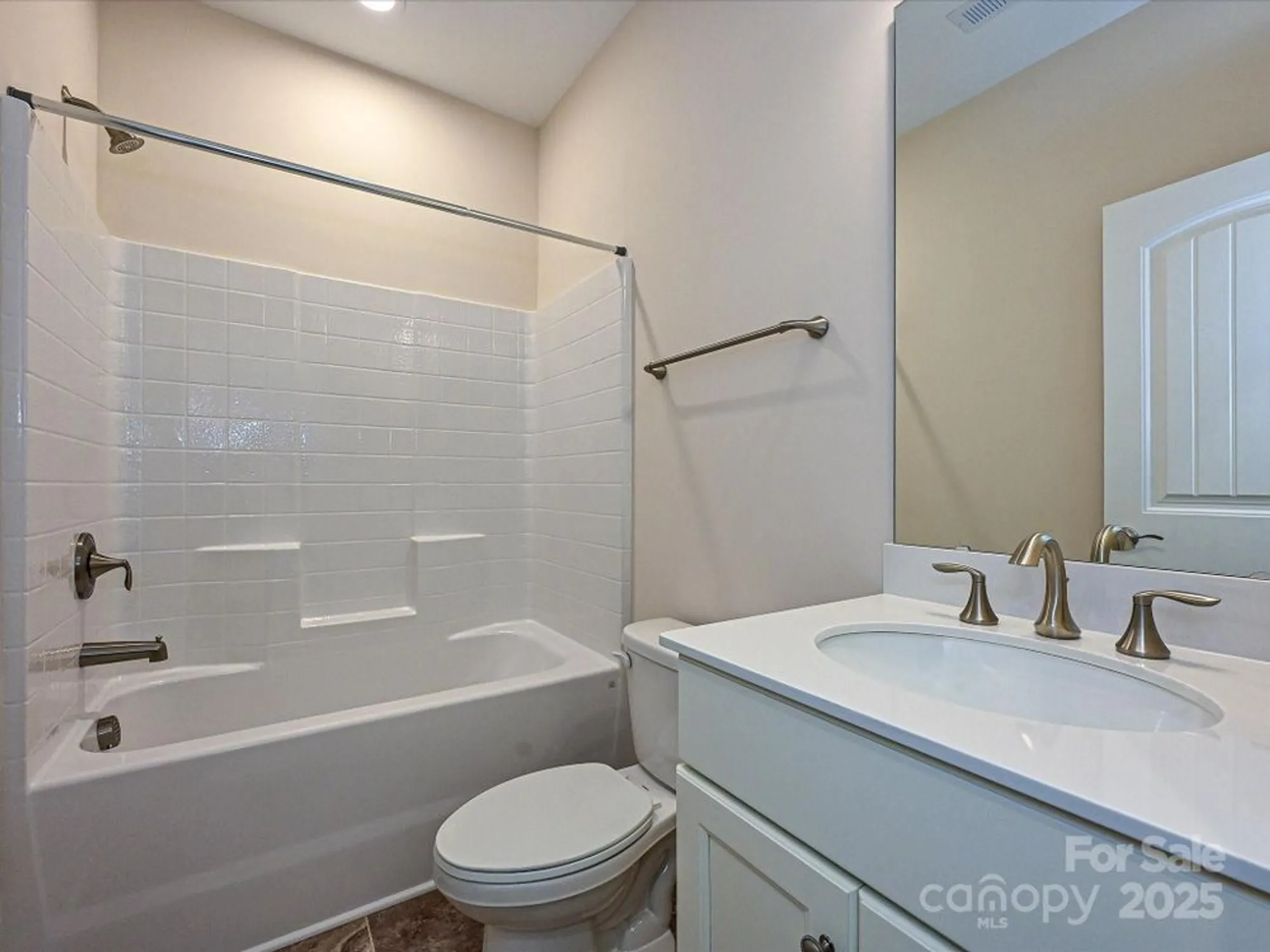 Property Slideshow image 29 of 45 | 118 stowaway dr 1219, Denver, NC, 28037