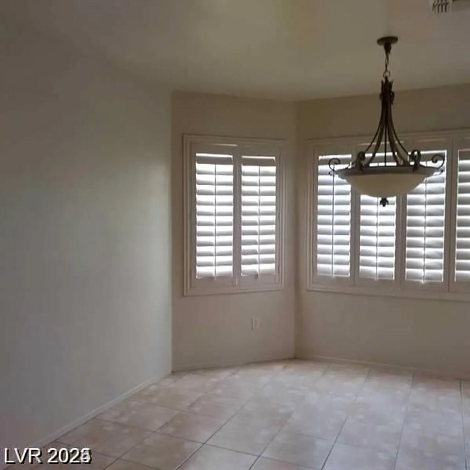 Property Slideshow image 15 of 64 | 1652 black fox canyon rd, Henderson, NV, 89052