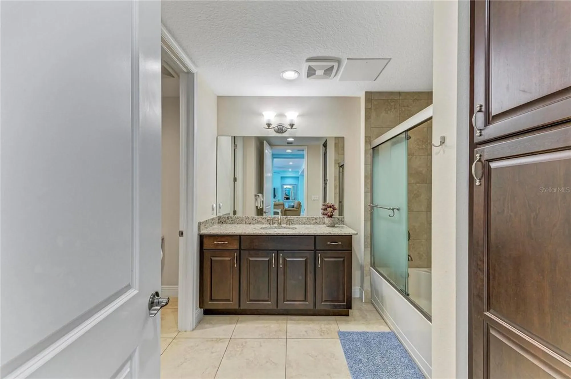 Property Slideshow image 27 of 100 | 391 aruba cir unit 101, Bradenton, FL, 34209