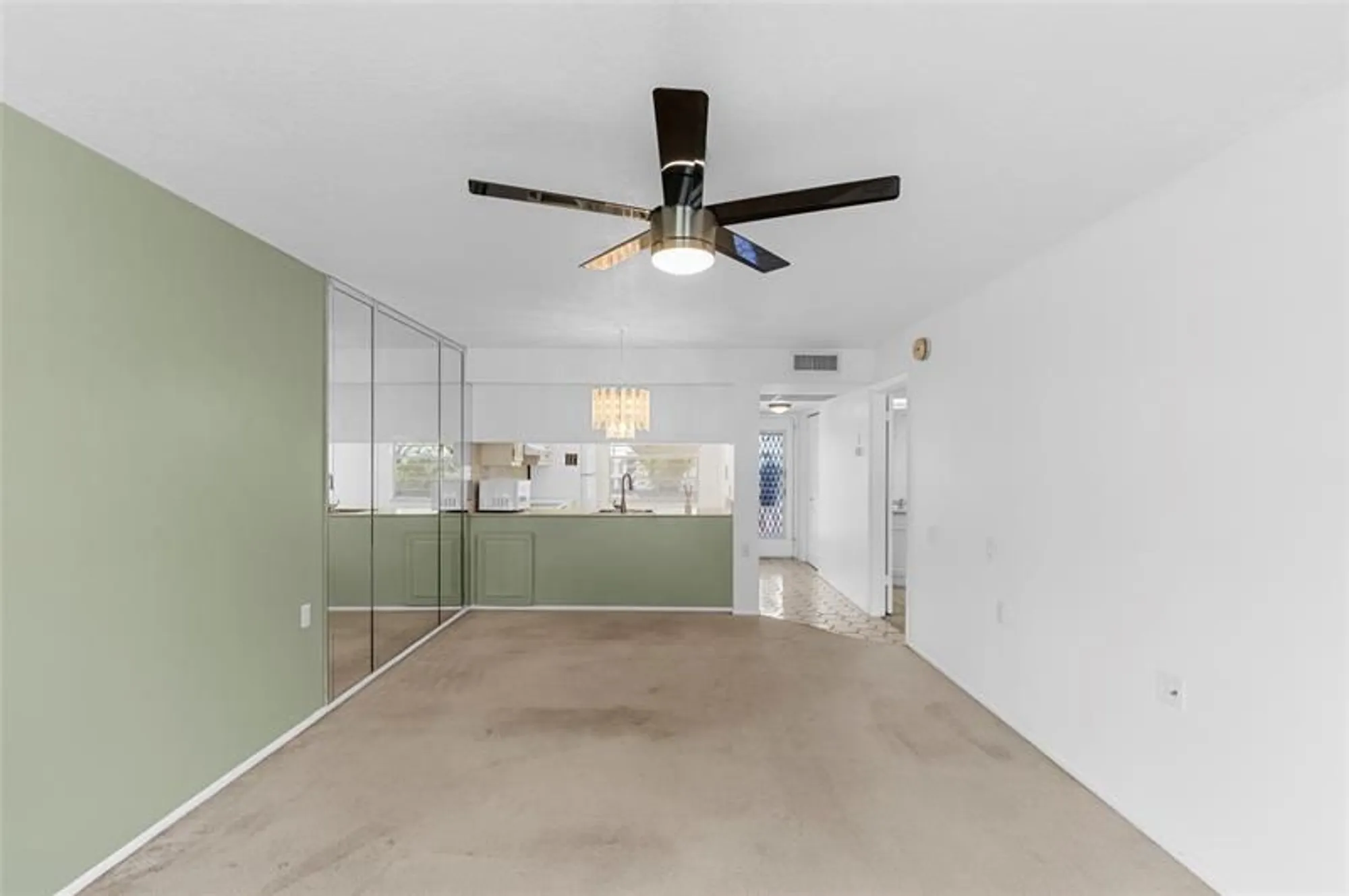 Property Slideshow image 5 of 31 | 2701 nassau bnd d2, Coconut Creek, FL, 33066