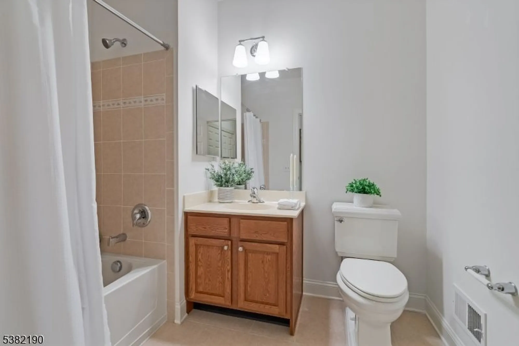 Property Slideshow image 20 of 31 | 354 victoria dr, Bridgewater, NJ, 08807