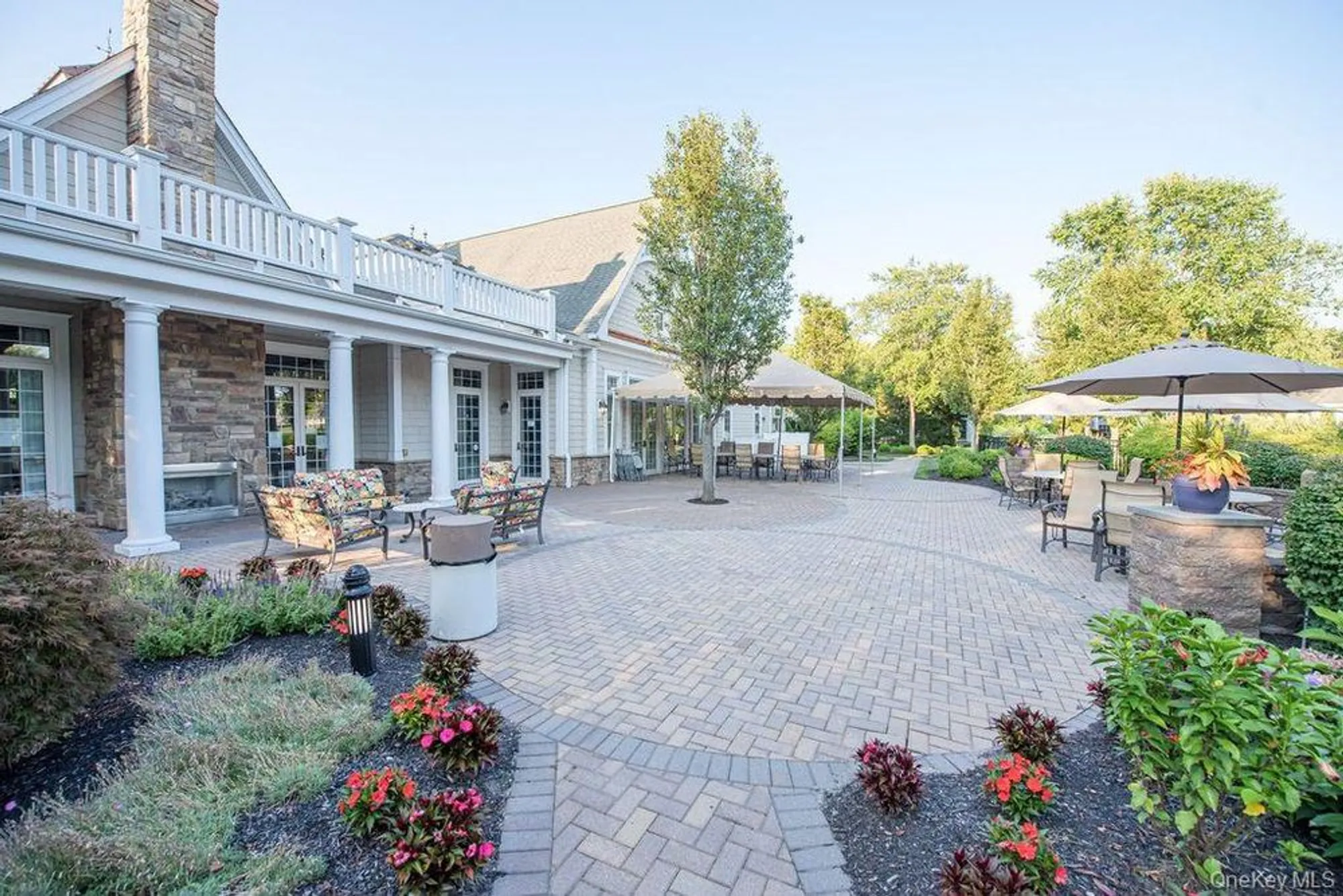 Property Slideshow image 20 of 26 | 22 sonata ct, Lake Grove, NY, 11755