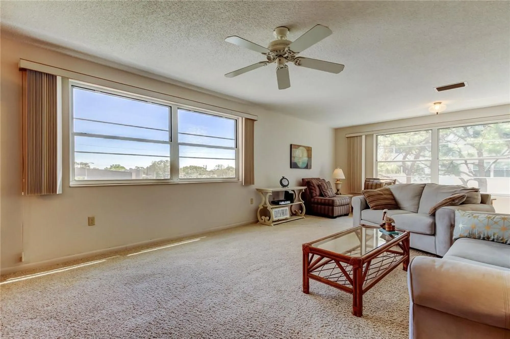 Property Slideshow image 12 of 50 | 5521 80th st n unit 315, Saint Petersburg, FL, 33709