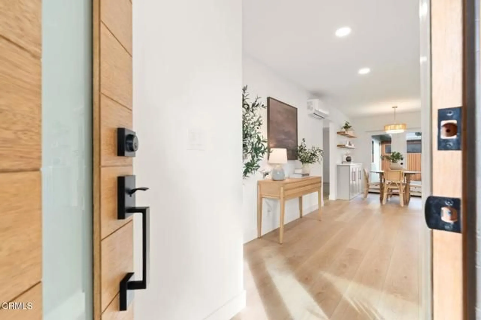 Property Slideshow image 9 of 37 | 241 e fiesta grn, Port Hueneme, CA, 93041