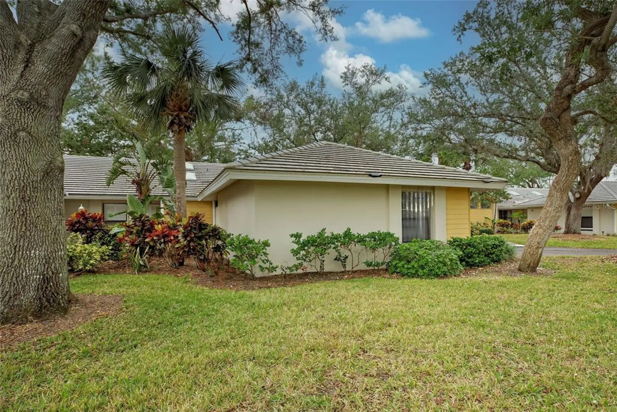 Property Slideshow image 47 of 68 | 263 southampton dr # 301, Venice, FL, 34293